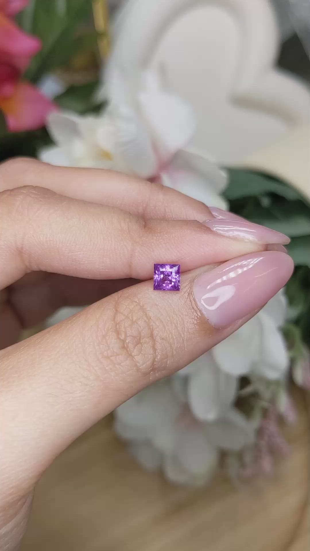 0.70 Ct. Pinkish Purple Sapphire from Ceylon (Sri Lanka) Size Video