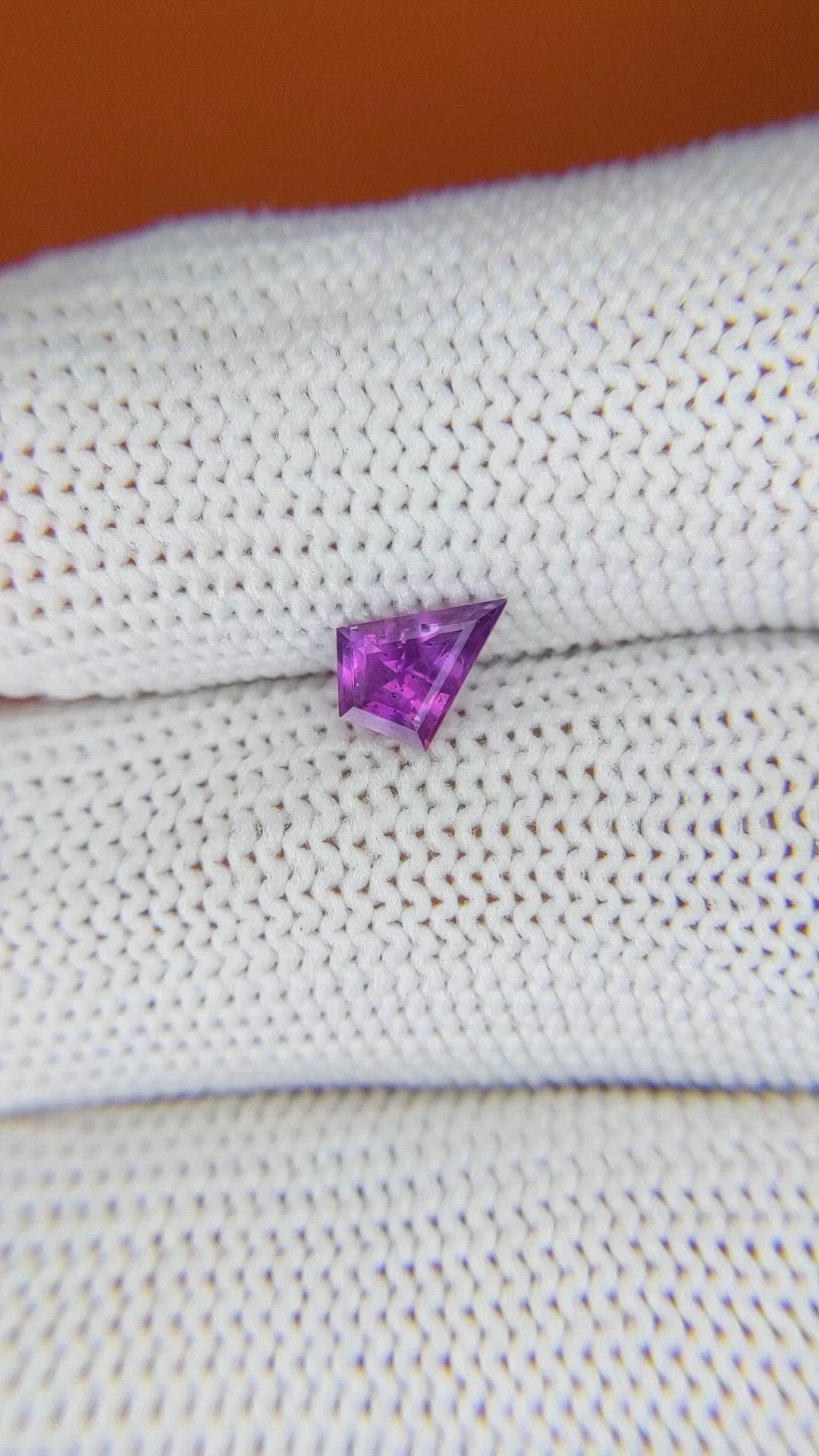 0.66 Ct. Pinkish Purple Sapphire from Ceylon (Sri Lanka) Size Video