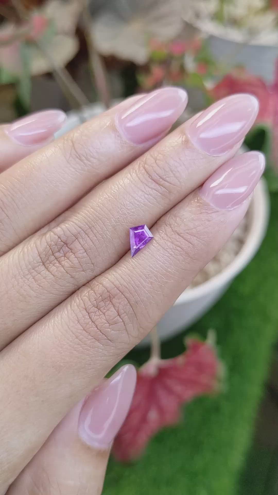 0.66 Ct. Pinkish Purple Sapphire from Ceylon (Sri Lanka) Size Video