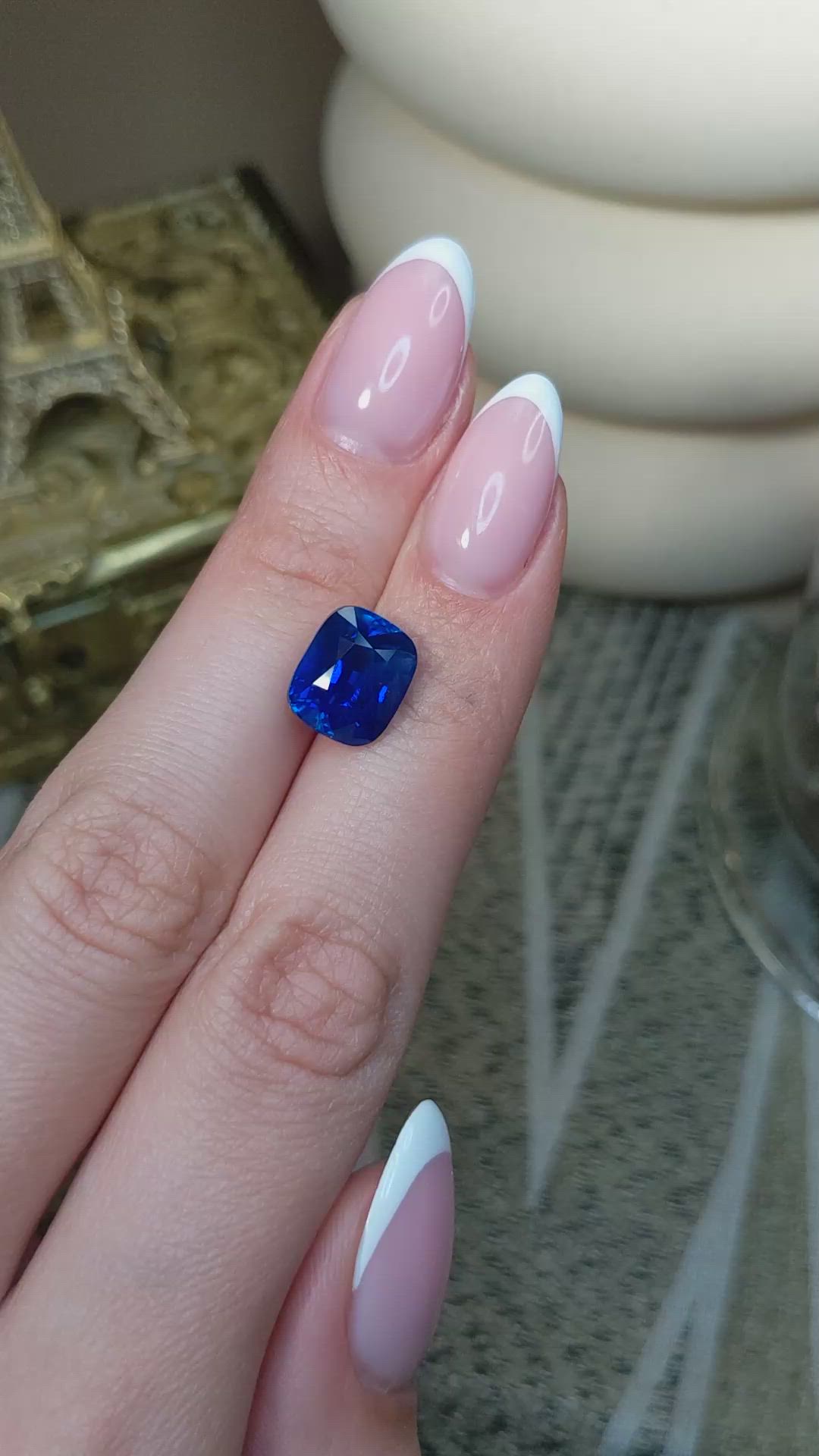 7.32 Ct. Blue Sapphire from Ceylon (Sri Lanka) Size Video