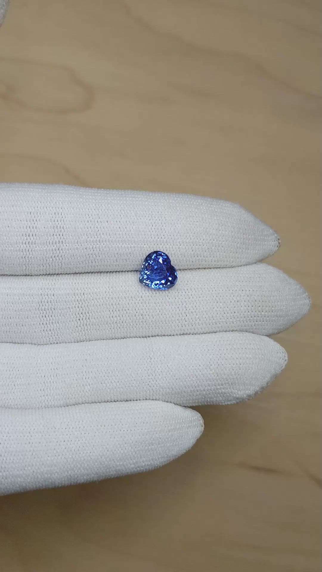 3.05 Ct. Blue Sapphire from Ceylon (Sri Lanka) Size Video