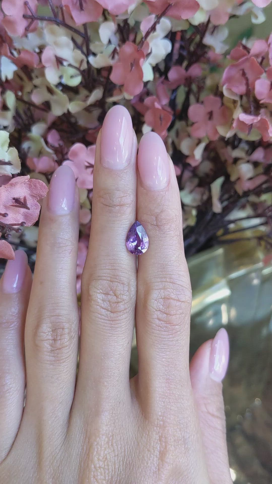 2.20 Ct. Pinkish Purple Sapphire from Ceylon (Sri Lanka) Size Video