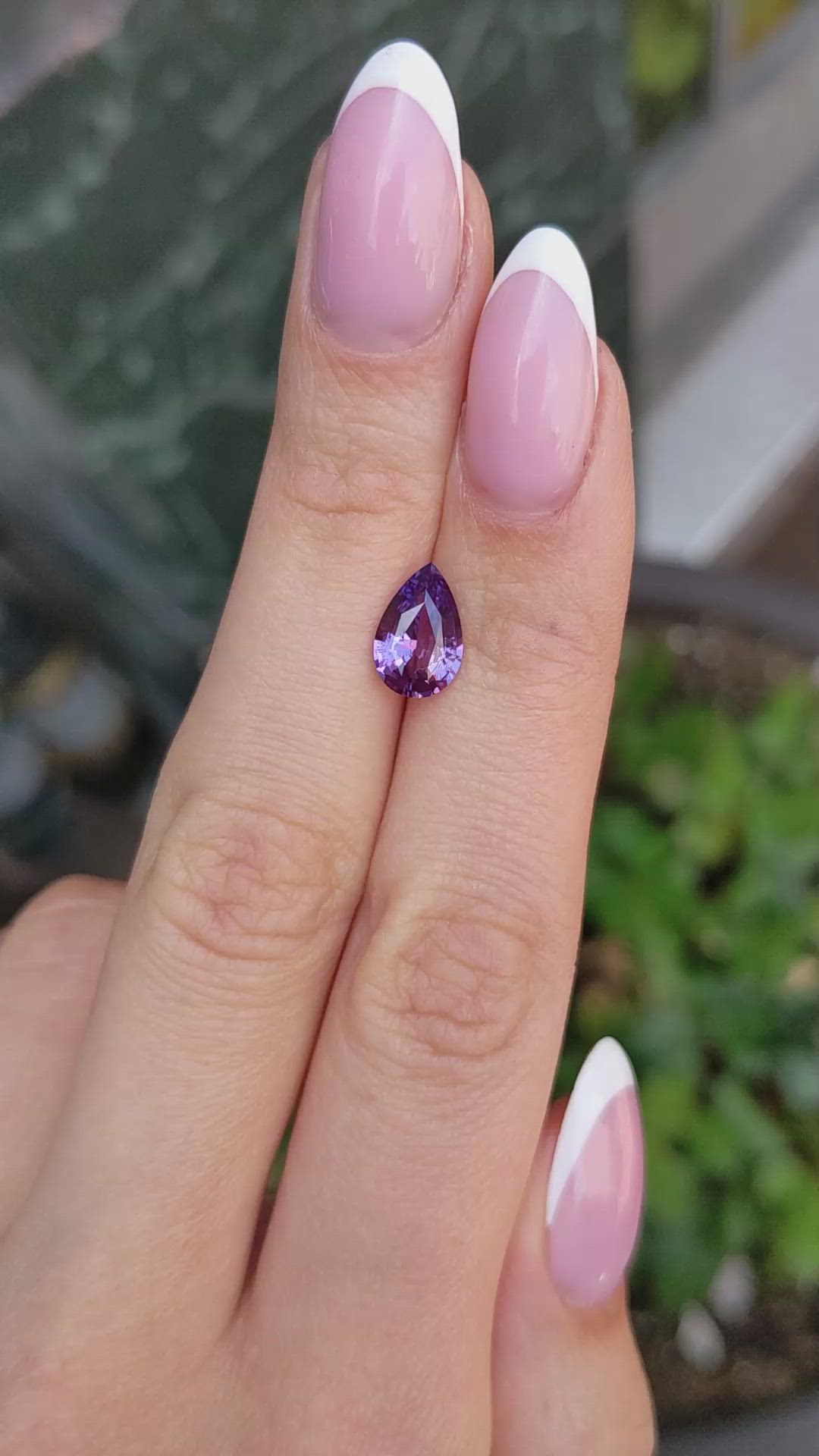 2.20 Ct. Pinkish Purple Sapphire from Ceylon (Sri Lanka) Size Video