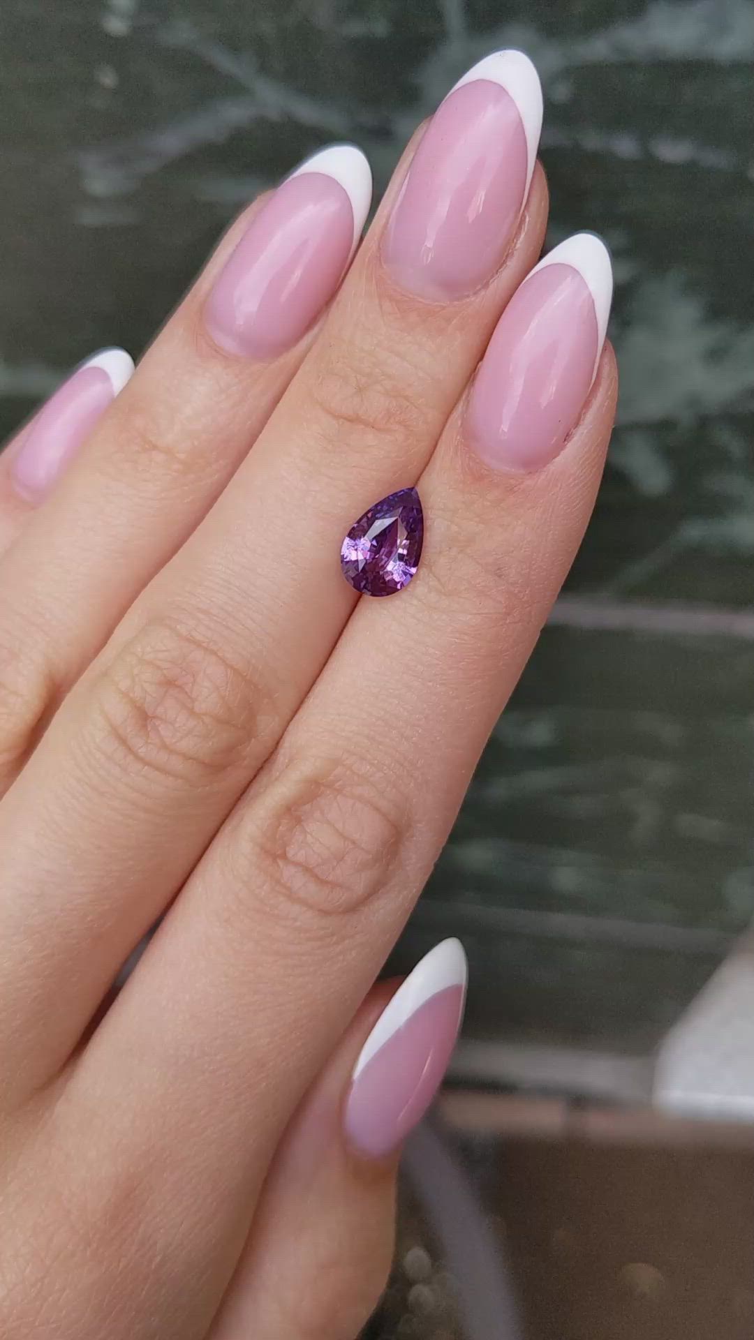 2.20 Ct. Pinkish Purple Sapphire from Ceylon (Sri Lanka) Size Video