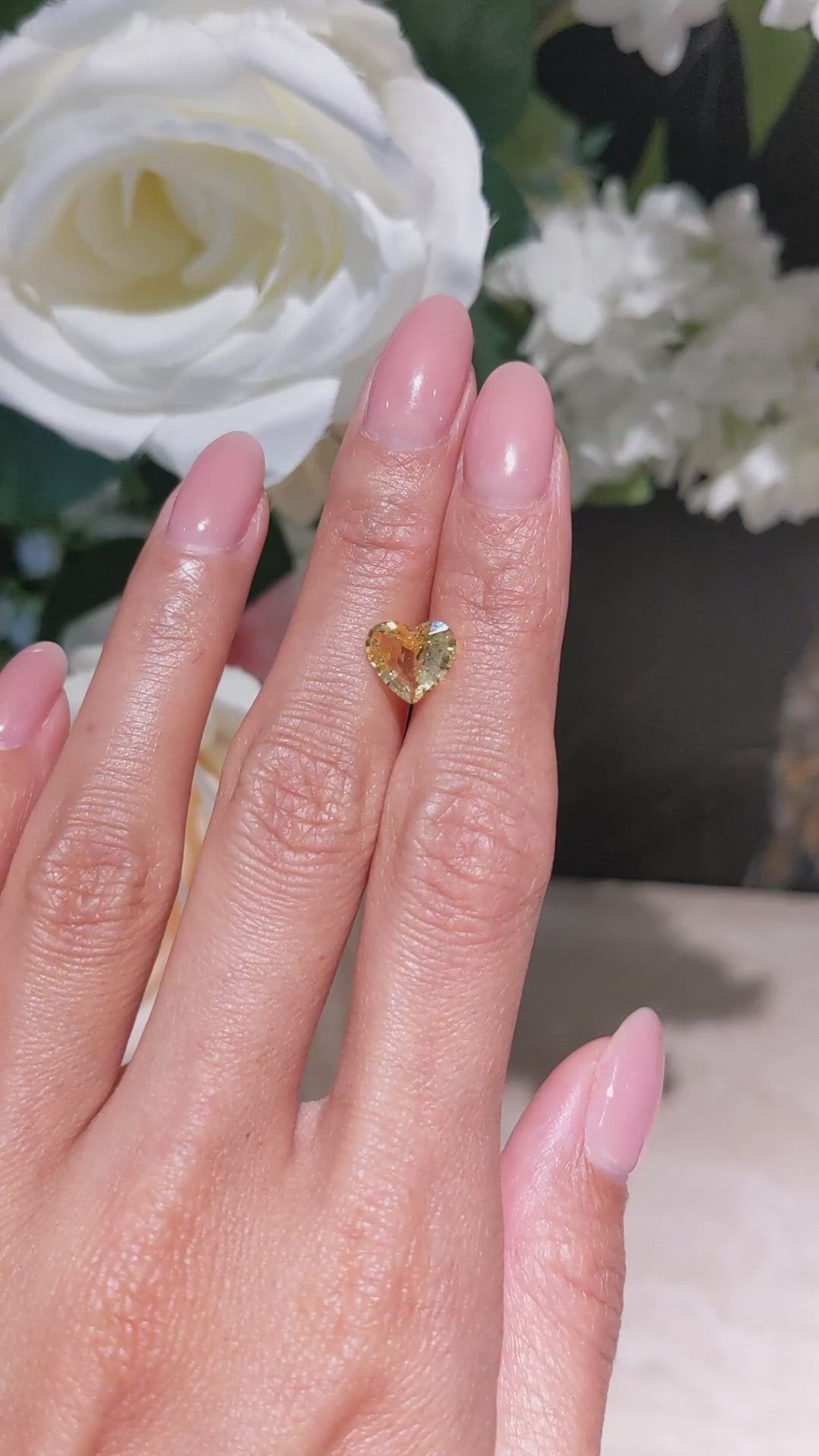 2.25 Ct. Yellow Sapphire from Ceylon (Sri Lanka) Size Video