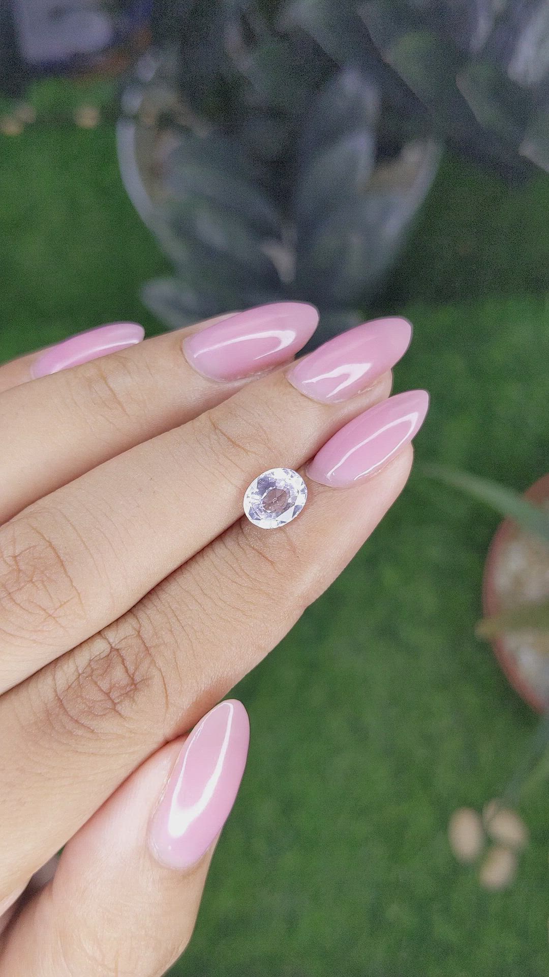 1.55 Ct. White Sapphire from Ceylon (Sri Lanka) Size Video
