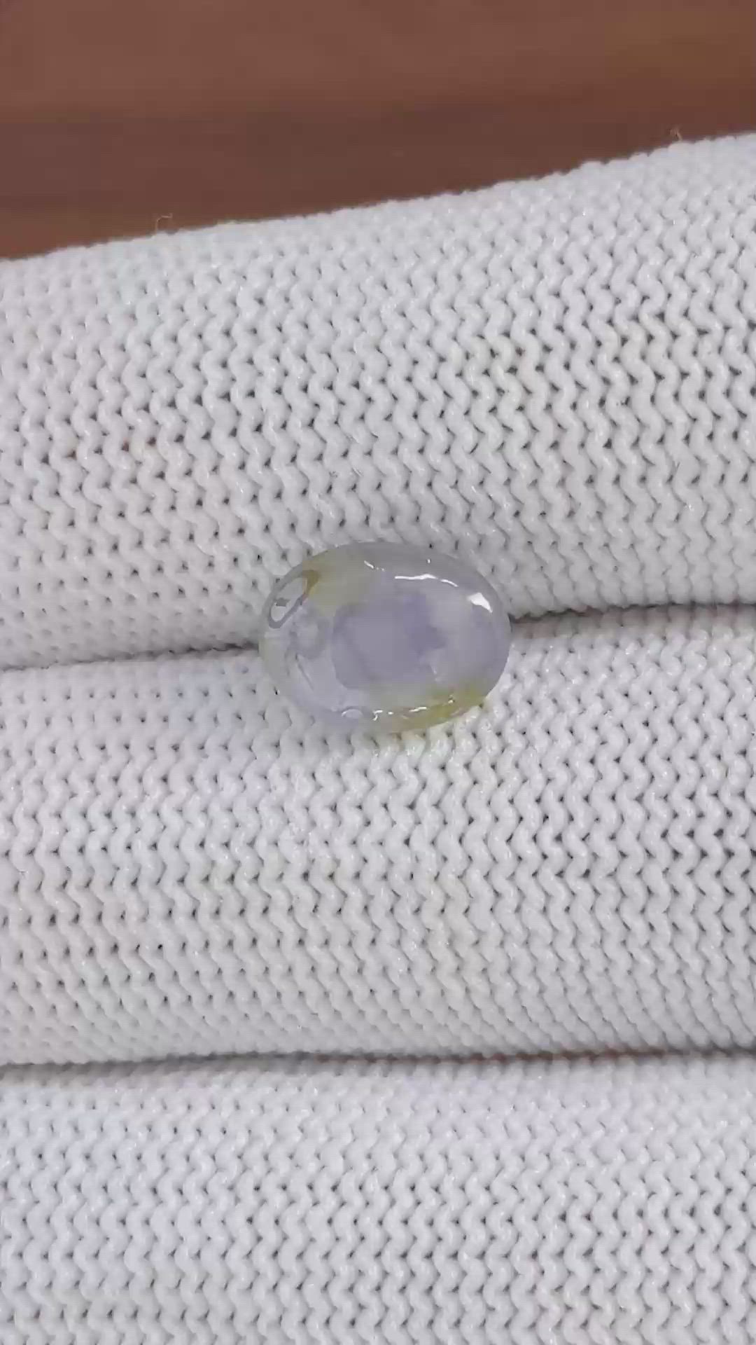 3.34 Ct. Grey Star Sapphire from Ceylon (Sri Lanka) Size Video