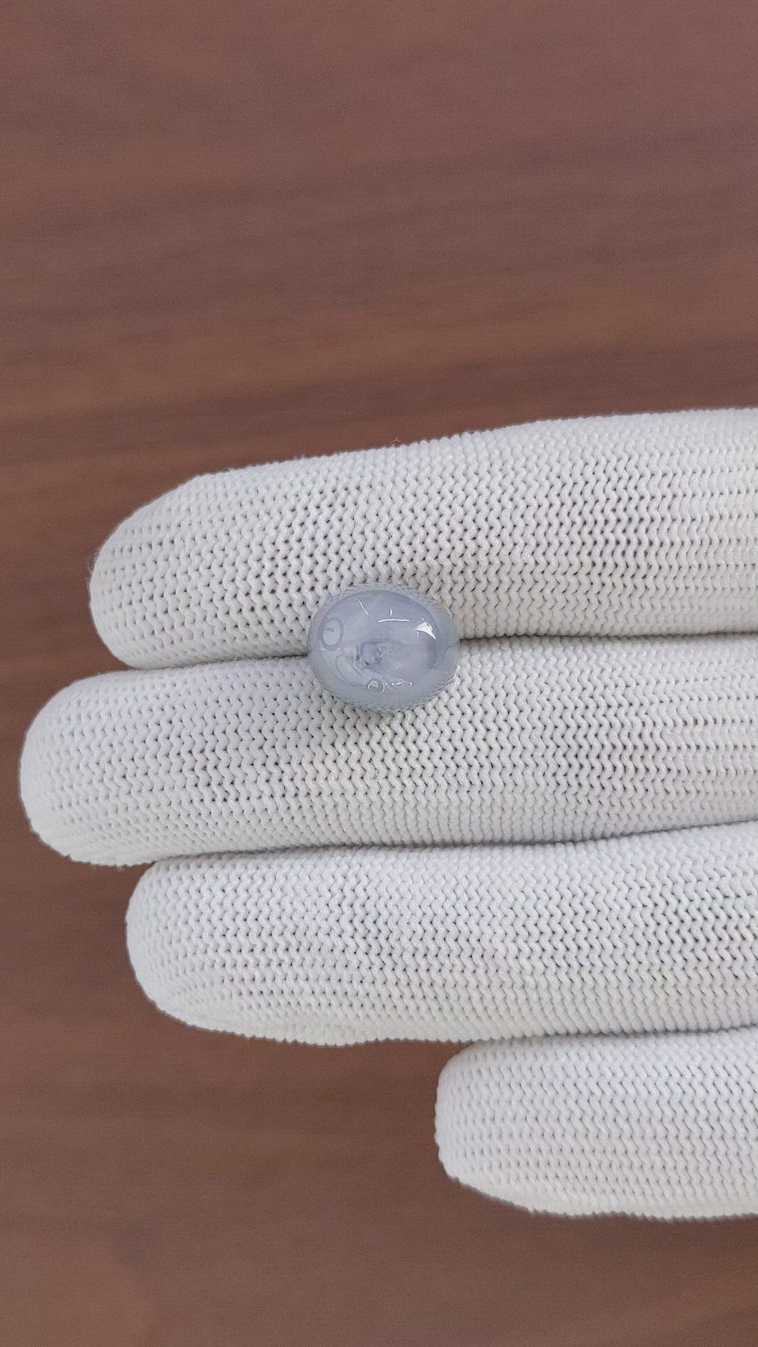 14.50 Ct. Grey Star Sapphire from Ceylon (Sri Lanka) Size Video