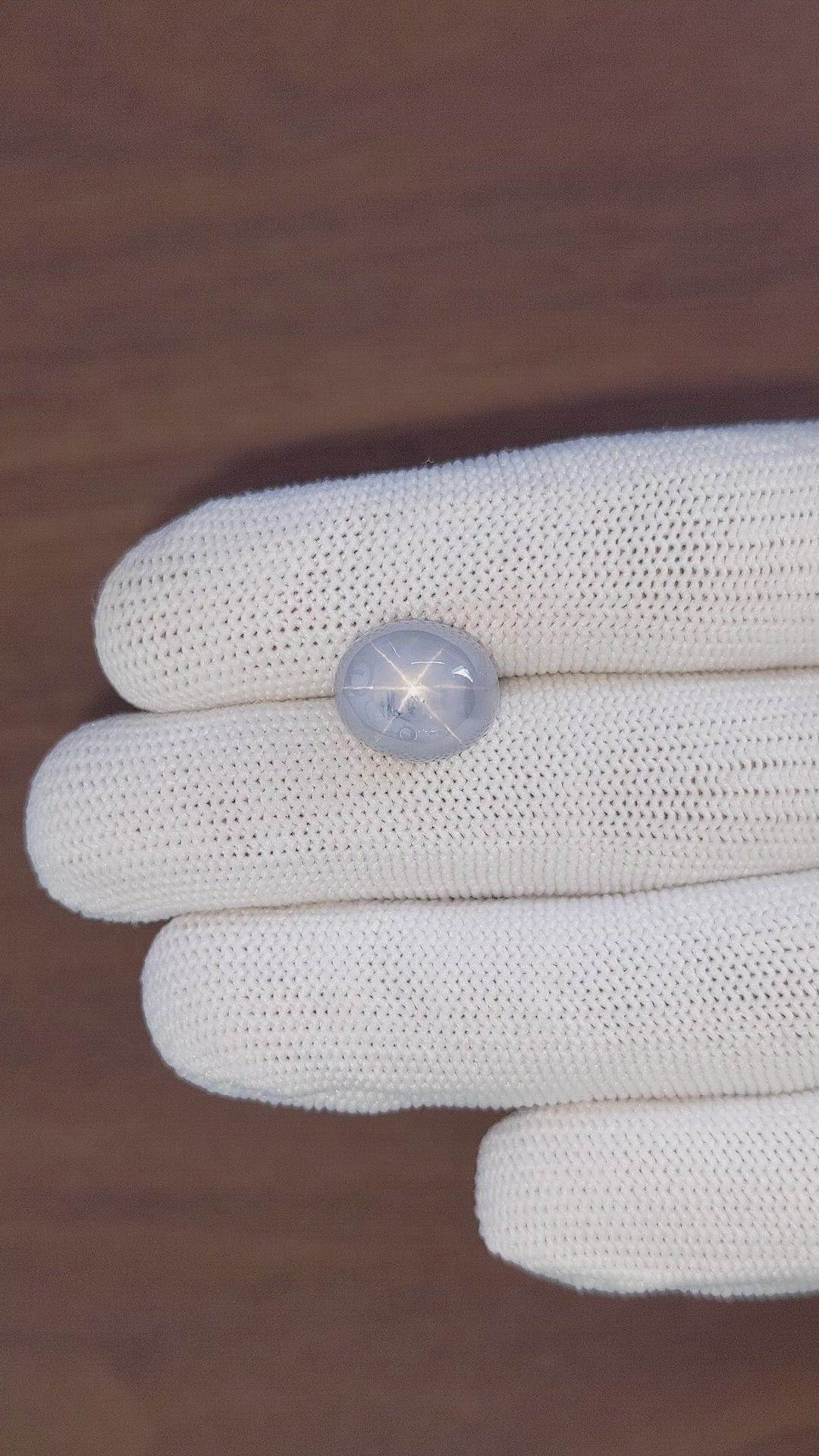 14.50 Ct. Grey Star Sapphire from Ceylon (Sri Lanka) Size Video