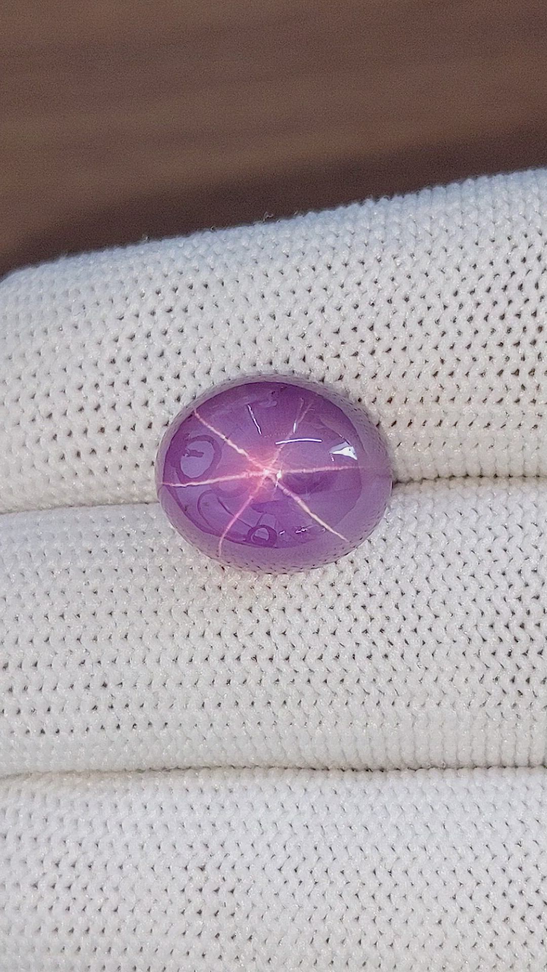 17.52 Ct. Pinkish Purple Star Sapphire from Ceylon (Sri Lanka) Size Video