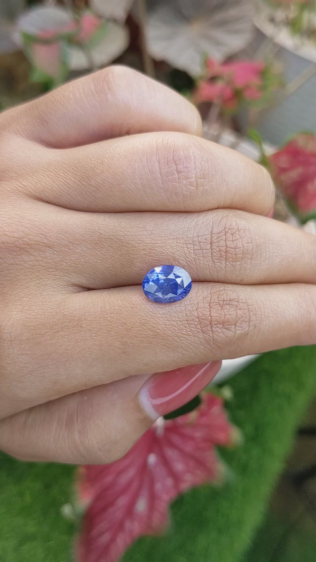 4.41 Ct. Blue Sapphire from Ceylon (Sri Lanka) Size Video