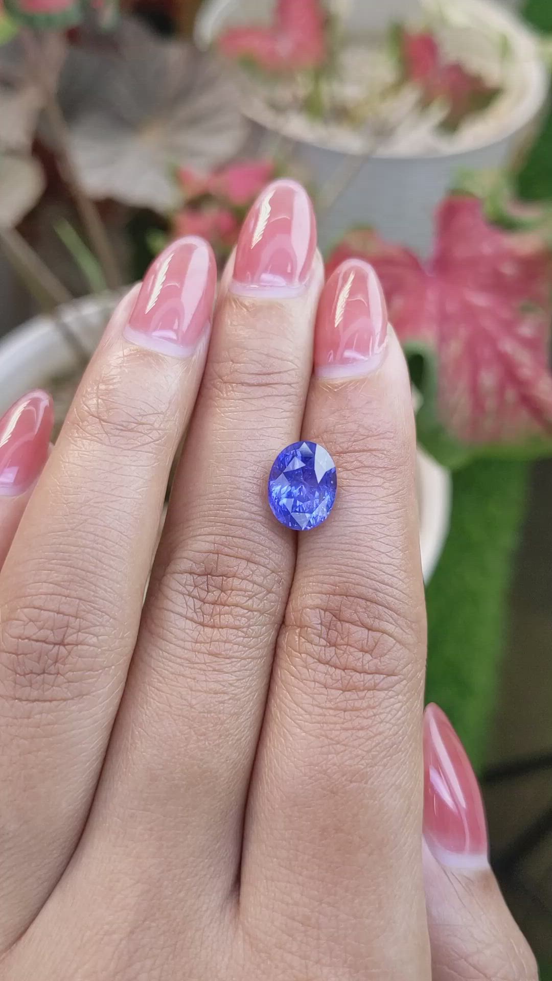 4.41 Ct. Blue Sapphire from Ceylon (Sri Lanka) Size Video