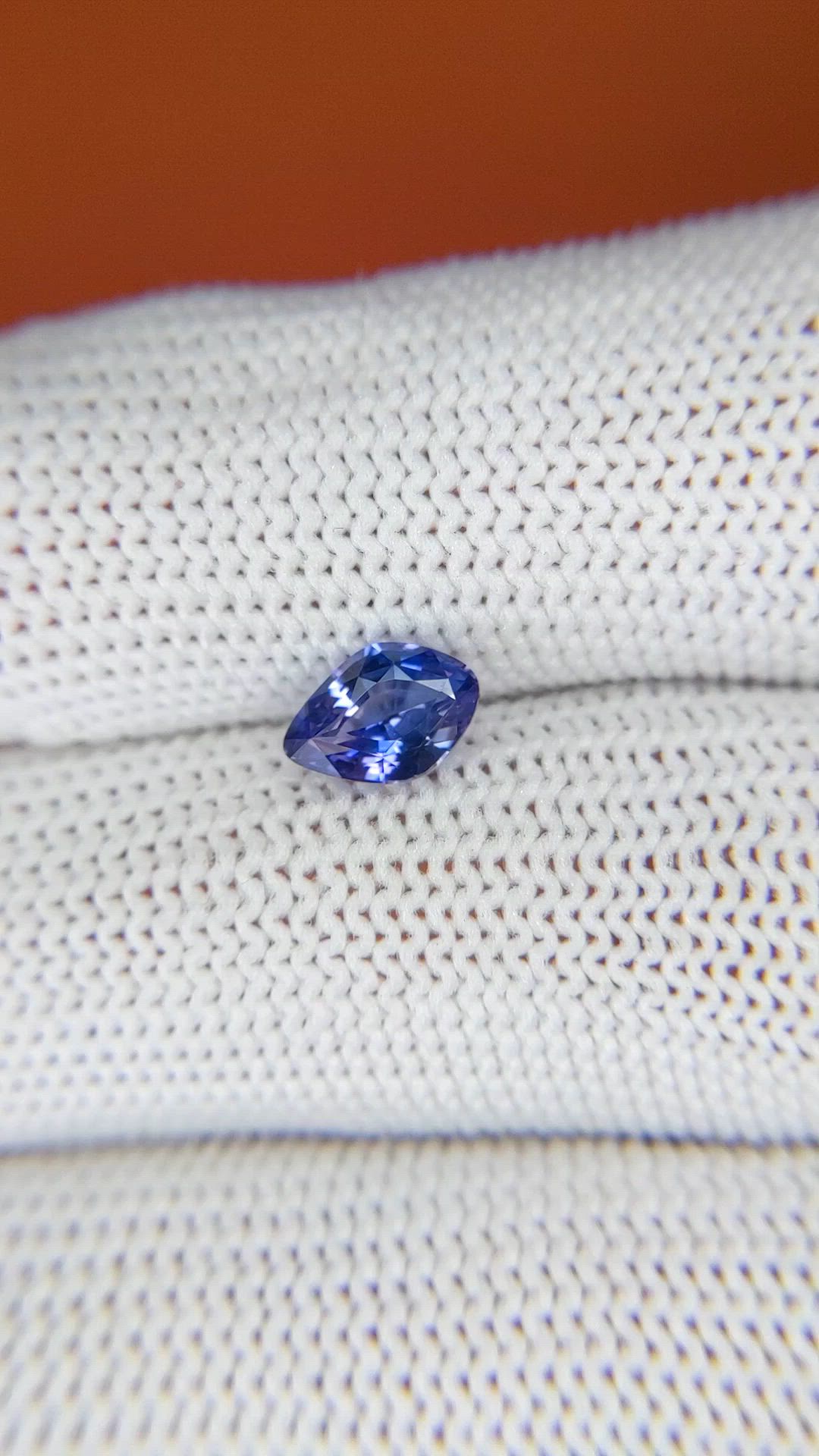 1.08 Ct. Color Change Sapphire from Ceylon (Sri Lanka) Size Video