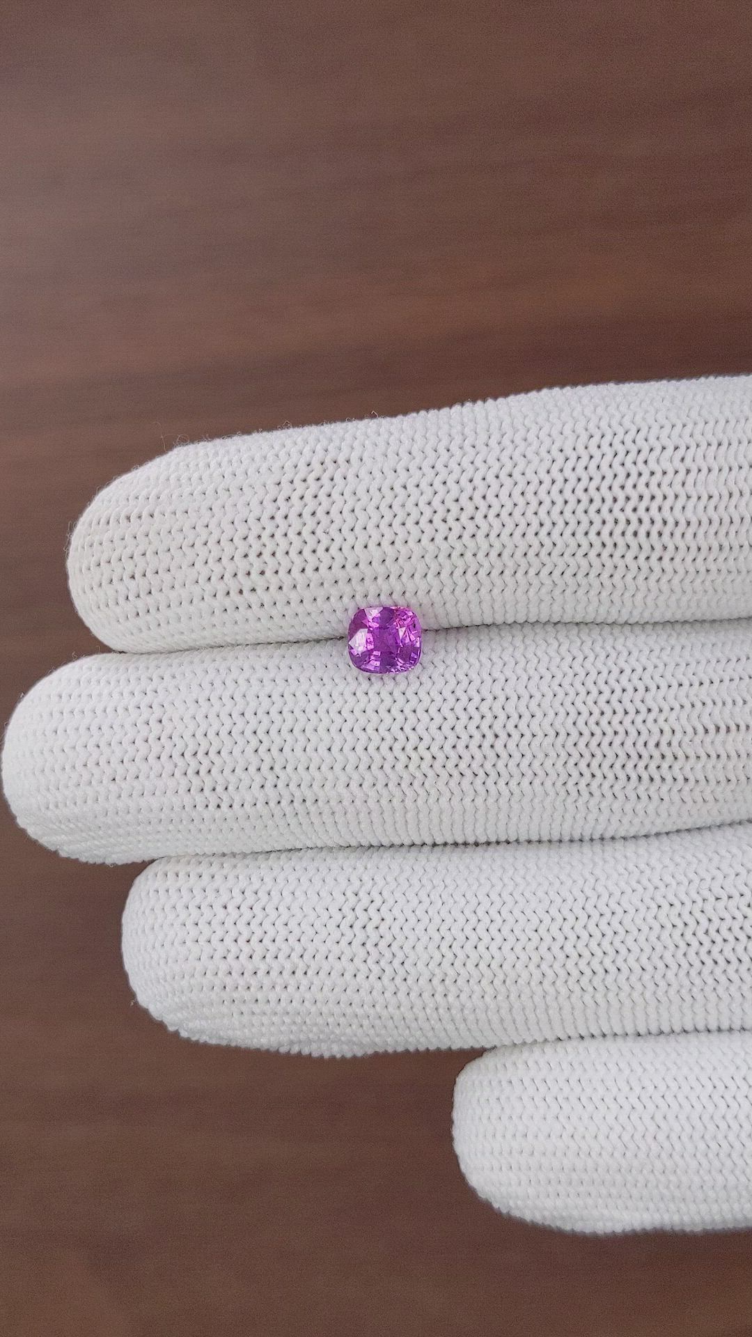 1.02 Ct. Pinkish Purple Sapphire from Tanzania Size Video