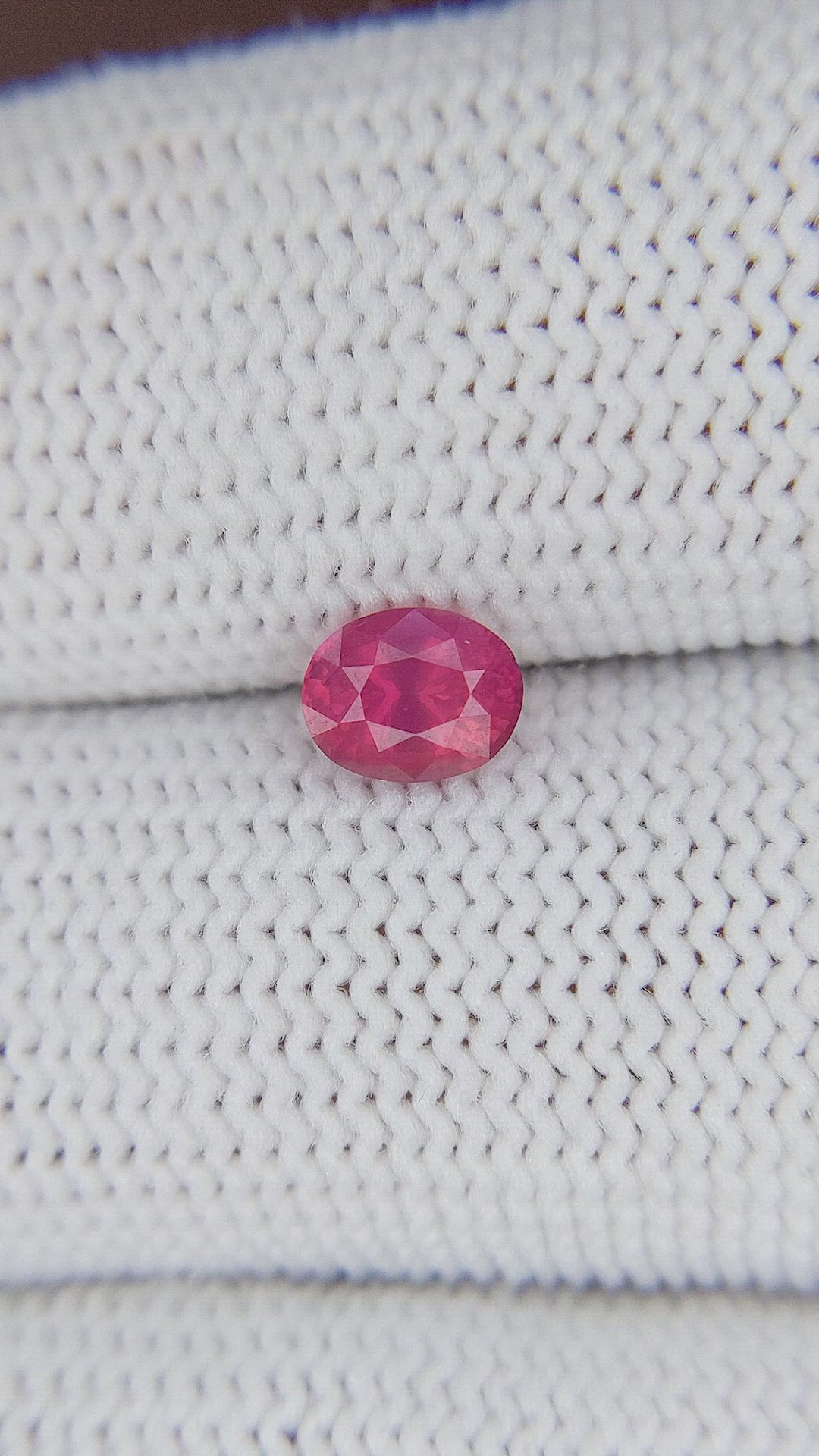 0.78 Ct. Padparadscha Sapphire from Tanzania Size Video
