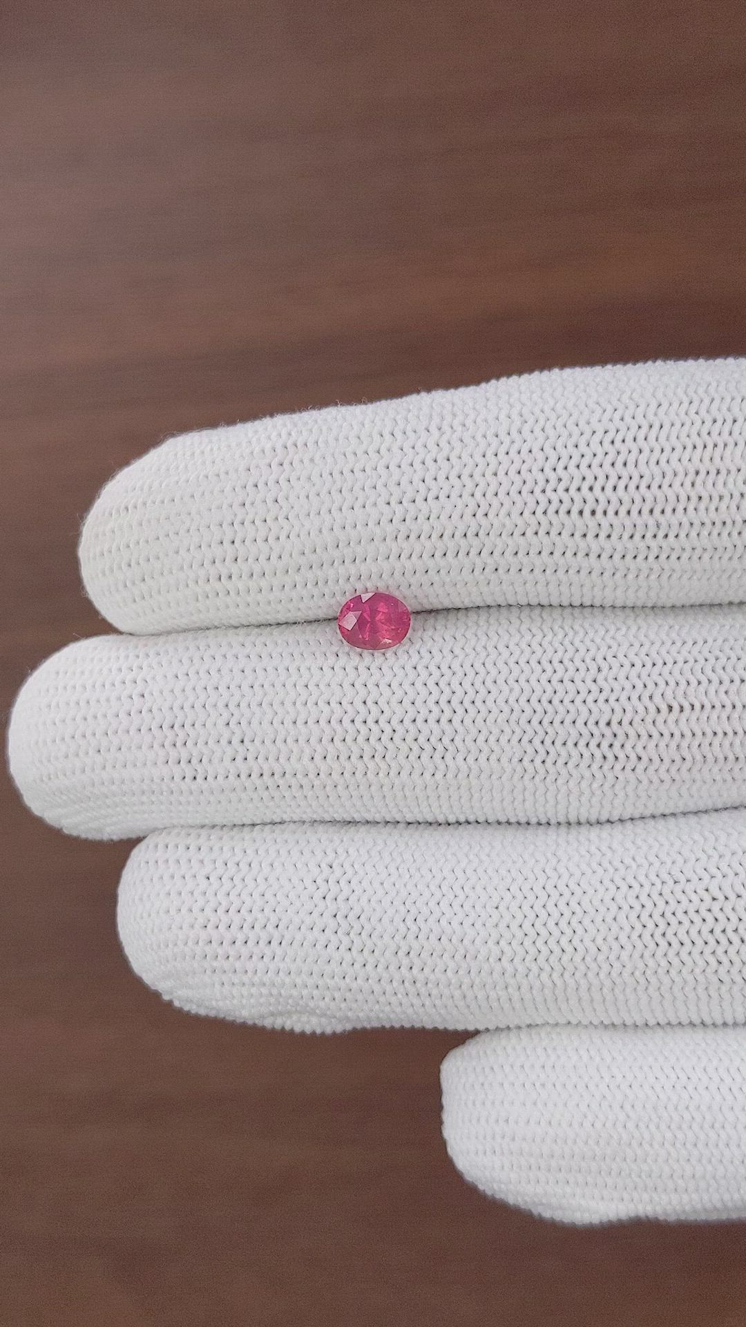 0.78 Ct. Padparadscha Sapphire from Tanzania Size Video