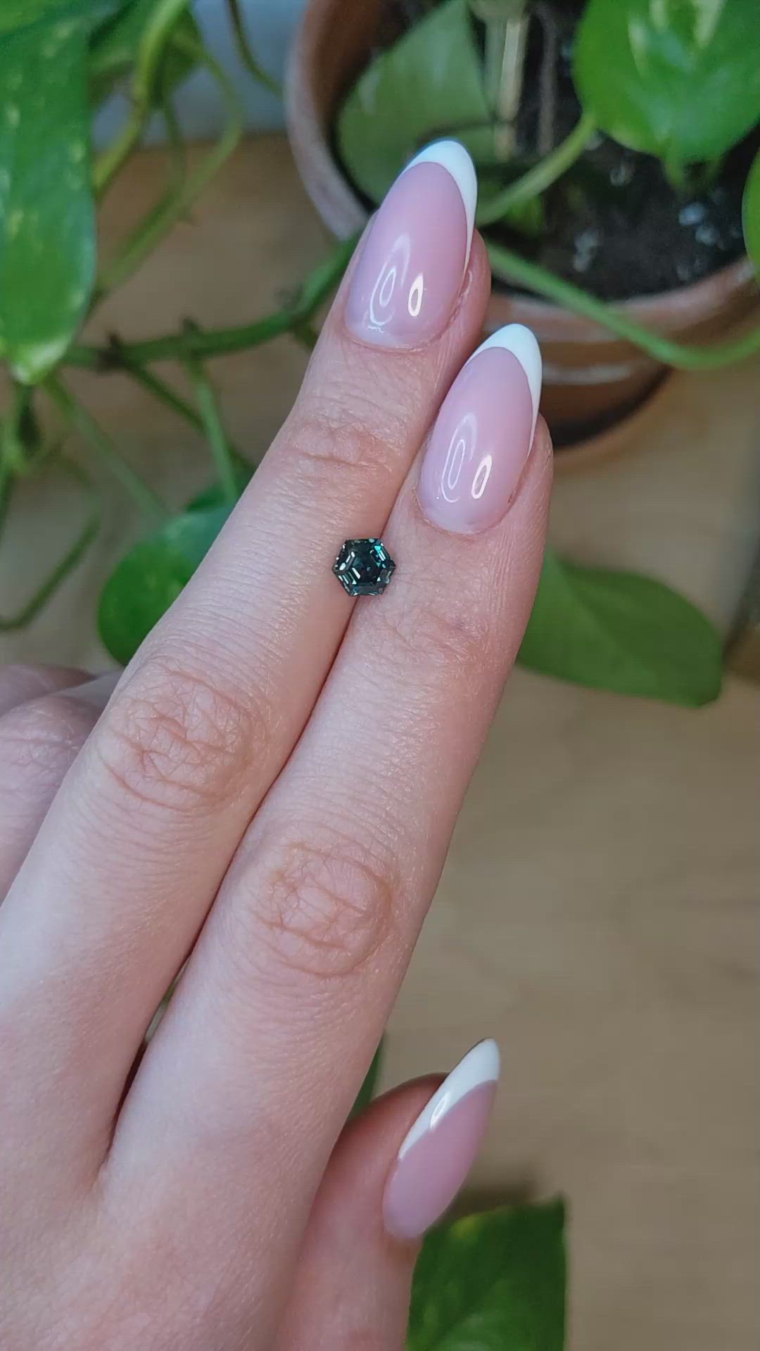 0.99 Ct. Bluish Green Sapphire from Montana Size Video