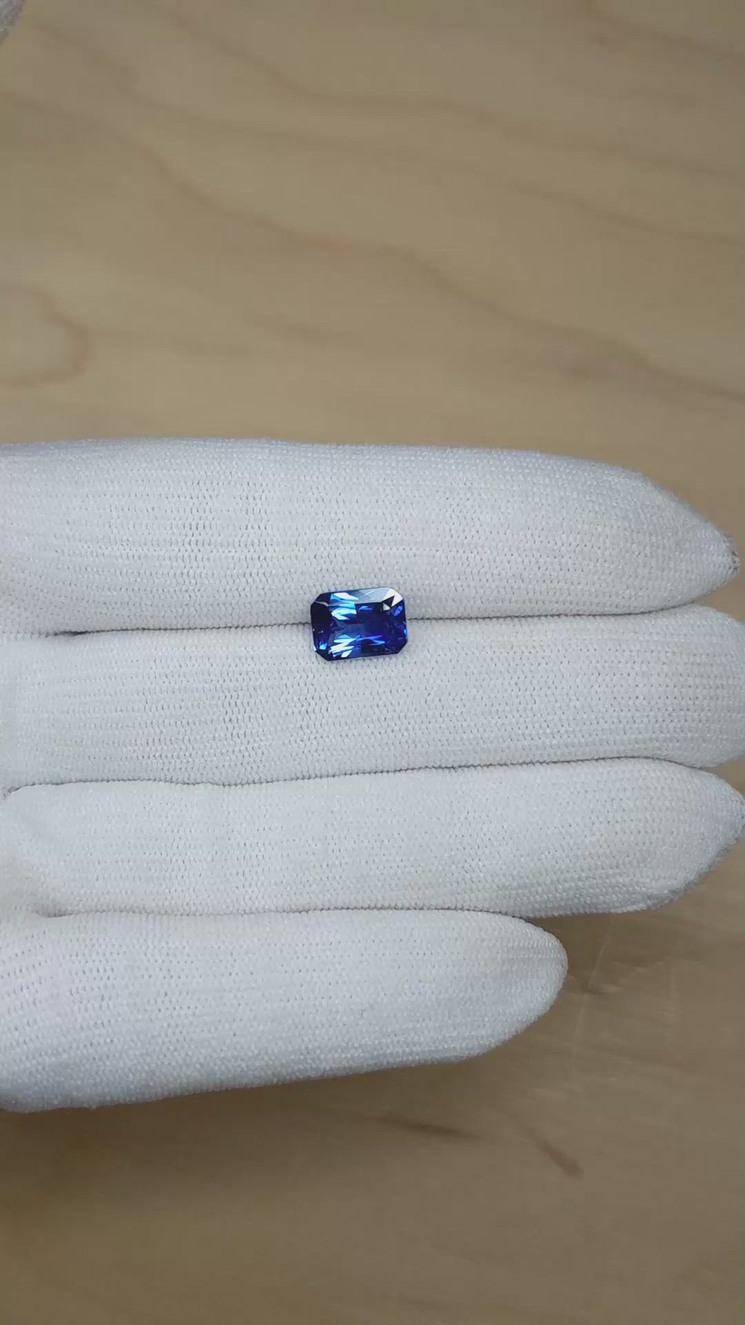 3.04 Ct. Blue Sapphire from Ceylon (Sri Lanka) Size Video
