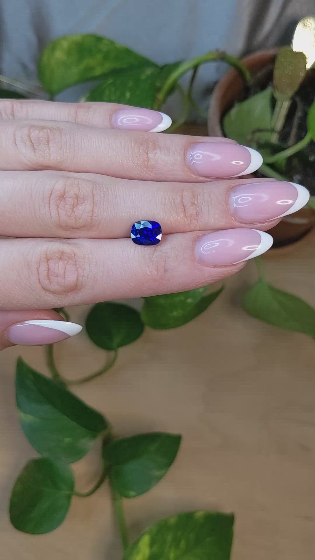 2.10 Ct. Blue Sapphire from Ceylon (Sri Lanka) Size Video
