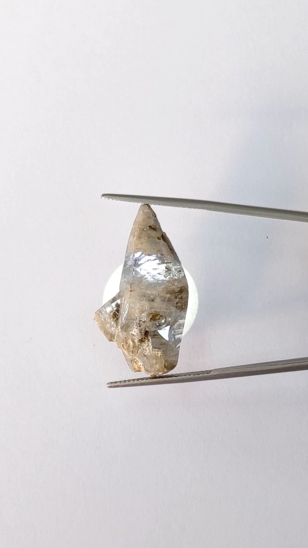 32.36 Ct. Bi Color / Parti Sapphire from Ceylon (Sri Lanka) Size Video
