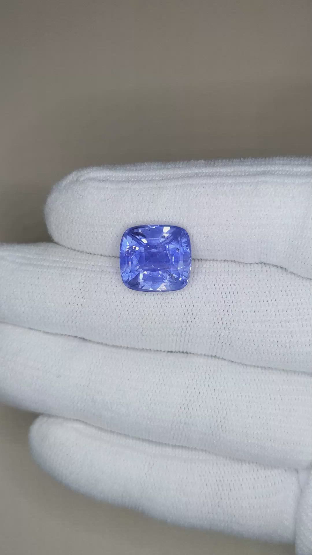 10.21 Ct. Purplish Blue Sapphire from Ceylon (Sri Lanka) Size Video