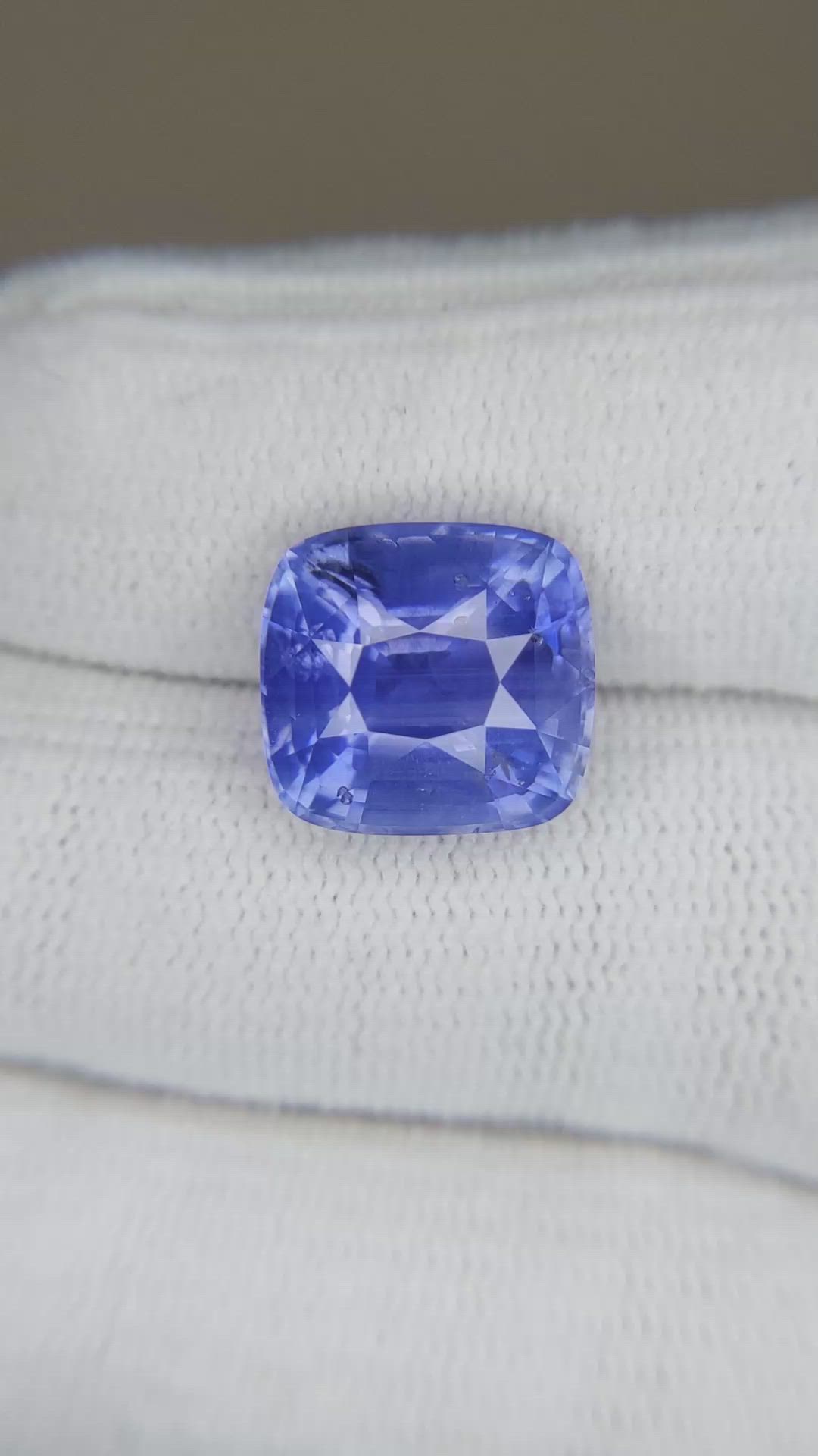 10.21 Ct. Purplish Blue Sapphire from Ceylon (Sri Lanka) Size Video