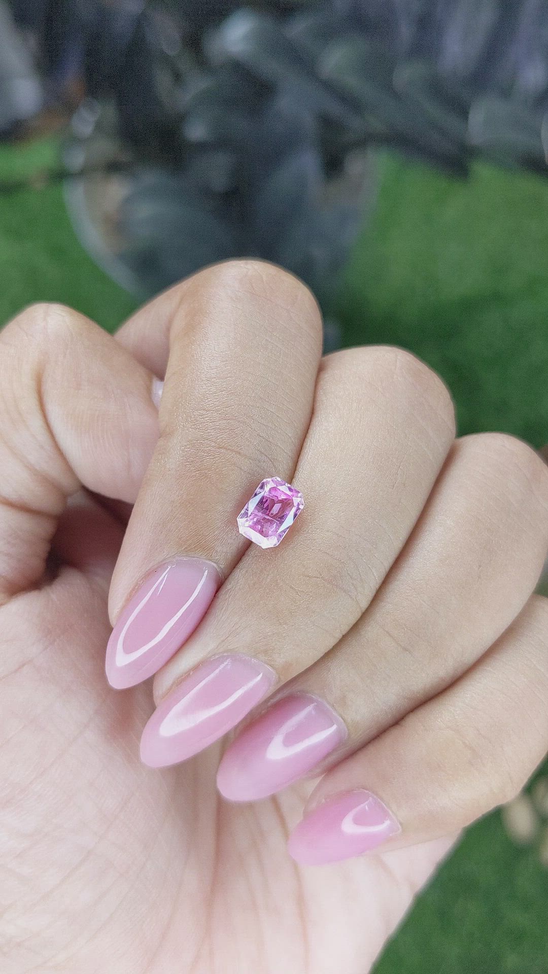1.08 Ct. Pink Sapphire from Ceylon (Sri Lanka) Size Video
