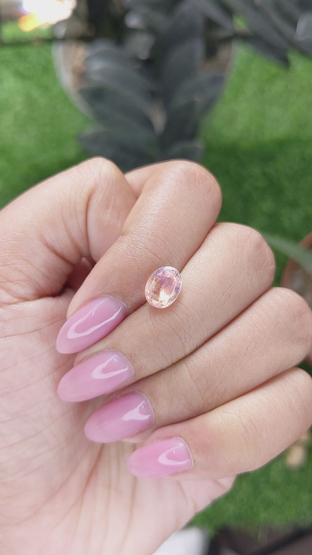 2.02 Ct. Padparadscha Sapphire from Ceylon (Sri Lanka) Size Video