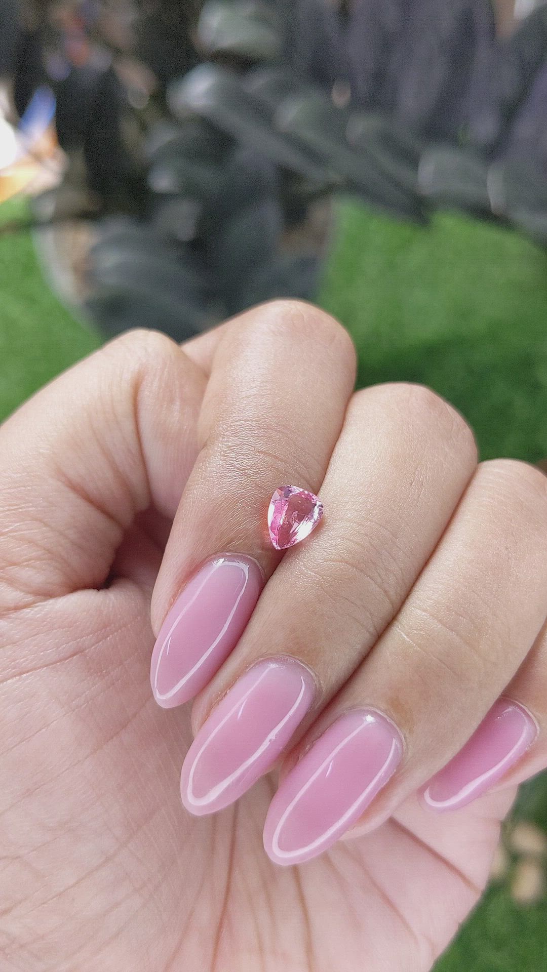 1.05 Ct. Pink Sapphire from Ceylon (Sri Lanka) Size Video