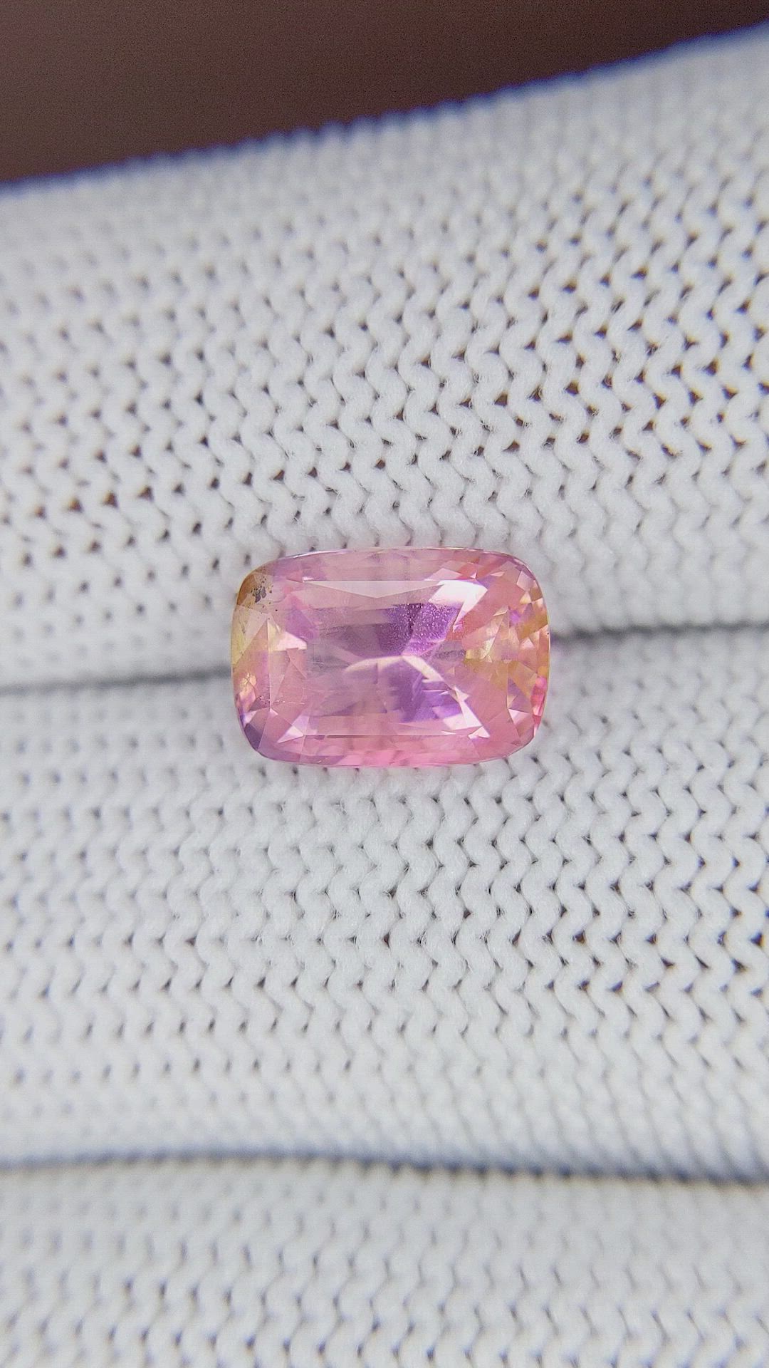 3.52 Ct. Pink Sapphire from Ceylon (Sri Lanka) Size Video