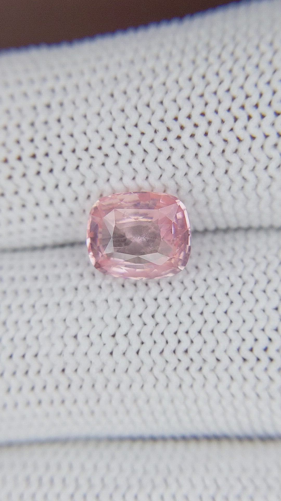 2.53 Ct. Pink Sapphire from Ceylon (Sri Lanka) Size Video