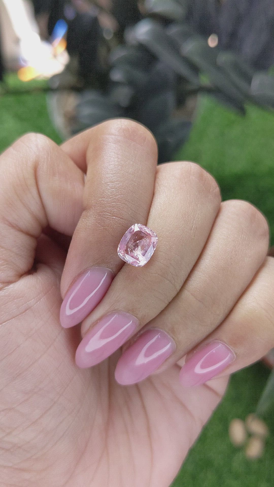 2.53 Ct. Pink Sapphire from Ceylon (Sri Lanka) Size Video