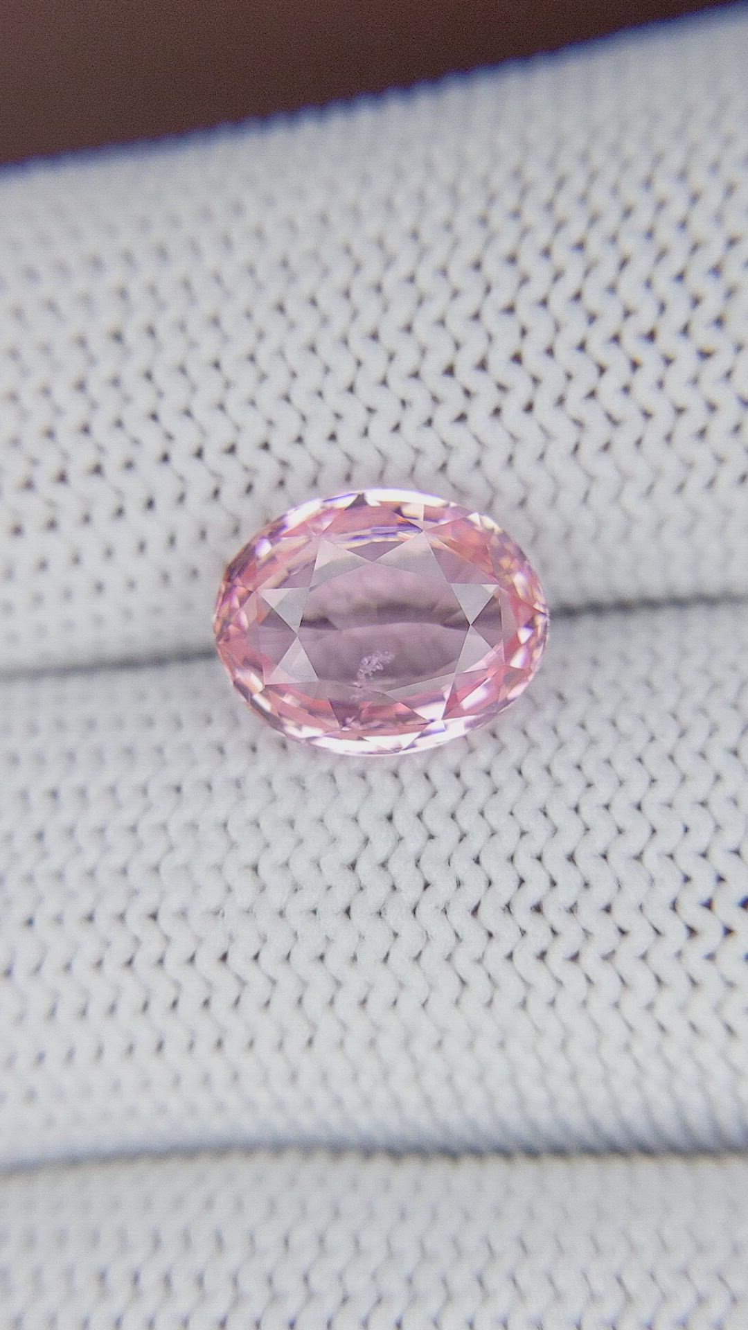 3.68 Ct. Pink Sapphire from Ceylon (Sri Lanka) Size Video