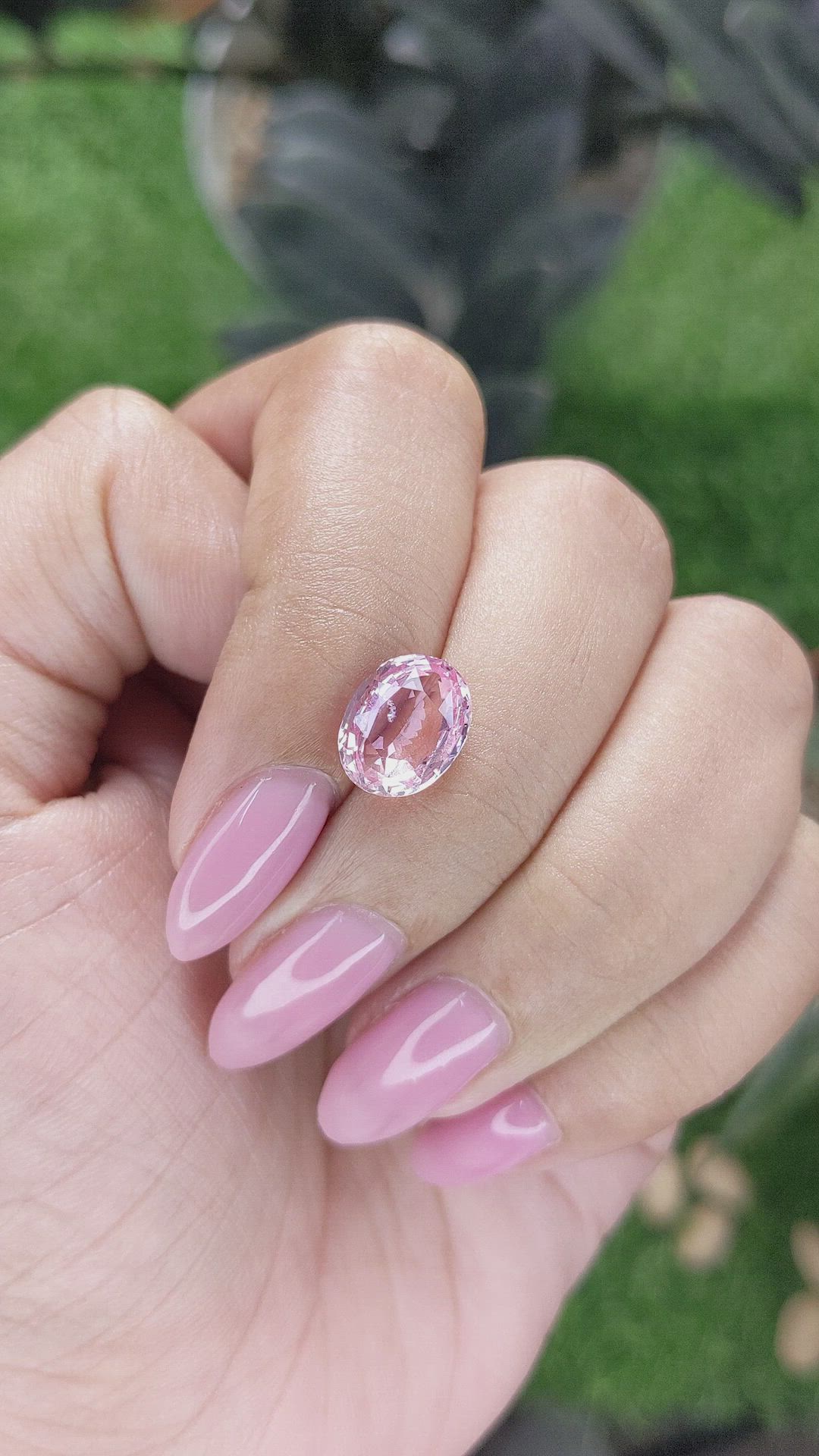 3.68 Ct. Pink Sapphire from Ceylon (Sri Lanka) Size Video