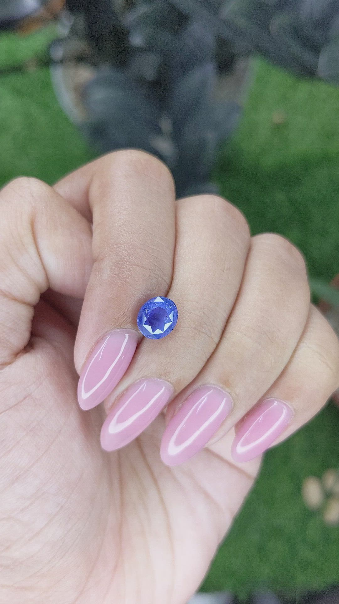 2.09 Ct. Purplish Blue Sapphire from Ceylon (Sri Lanka) Size Video