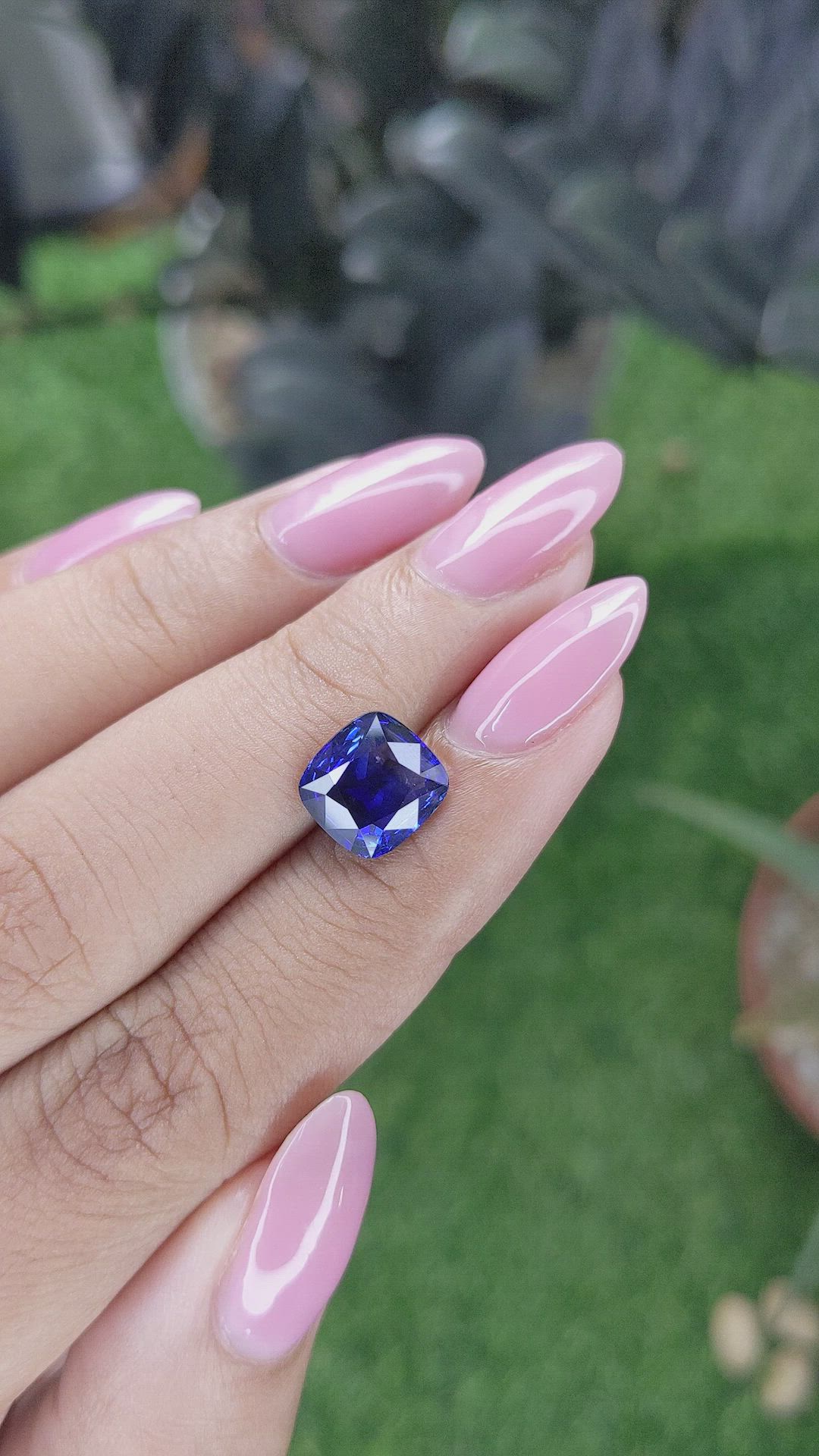 3.11 Ct. Blue Sapphire from Ceylon (Sri Lanka) Size Video