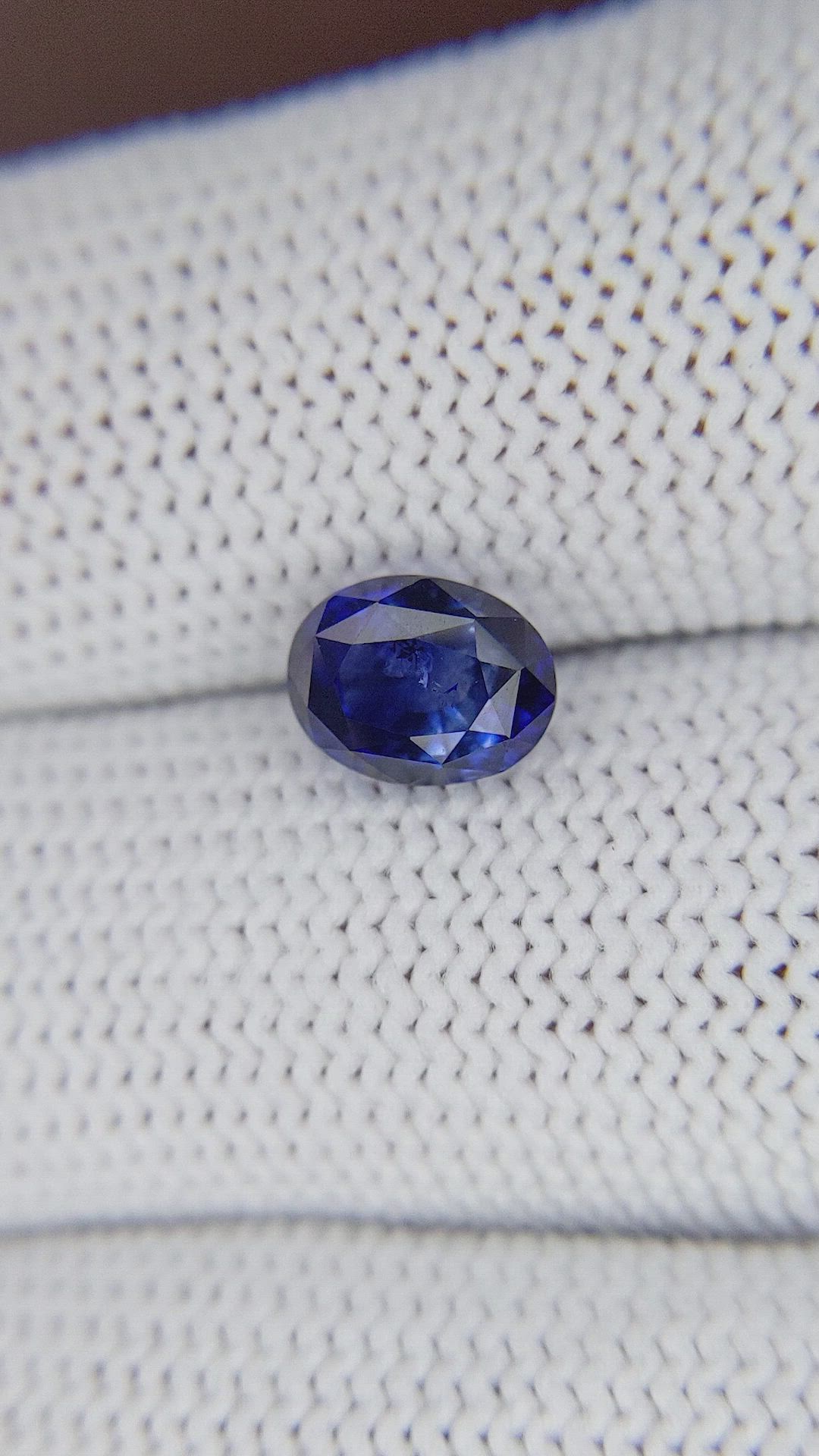 2.12 Ct. Blue Sapphire from Ceylon (Sri Lanka) Size Video