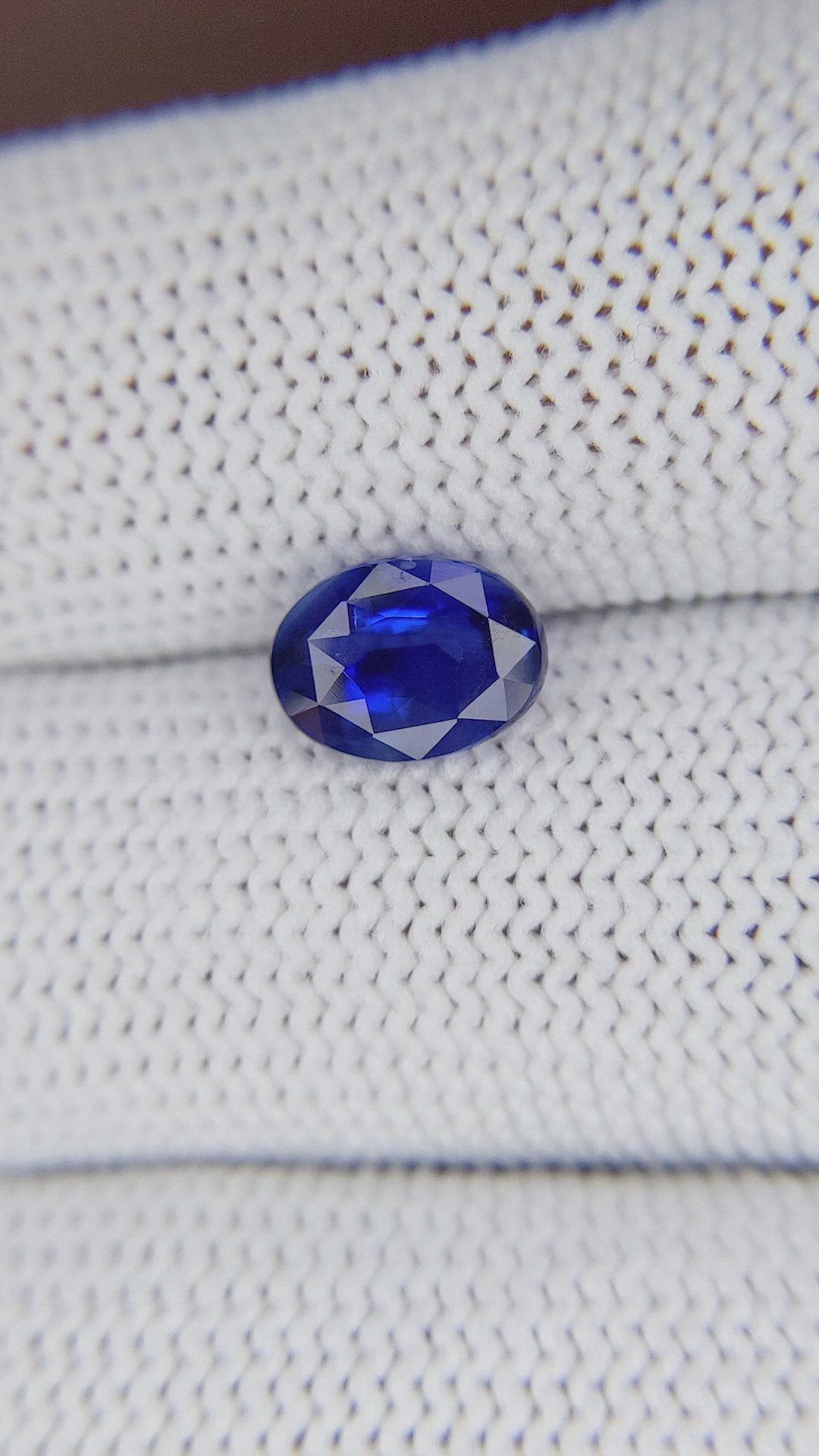 2.02 Ct. Blue Sapphire from Ceylon (Sri Lanka) Size Video