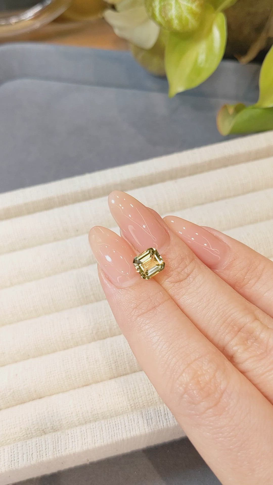 2.01 Ct. Yellow Sapphire from Ceylon (Sri Lanka) Size Video