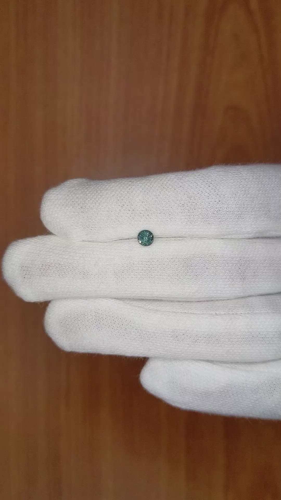 0.37 Ct. Greenish Blue Sapphire from Ceylon (Sri Lanka) Size Video