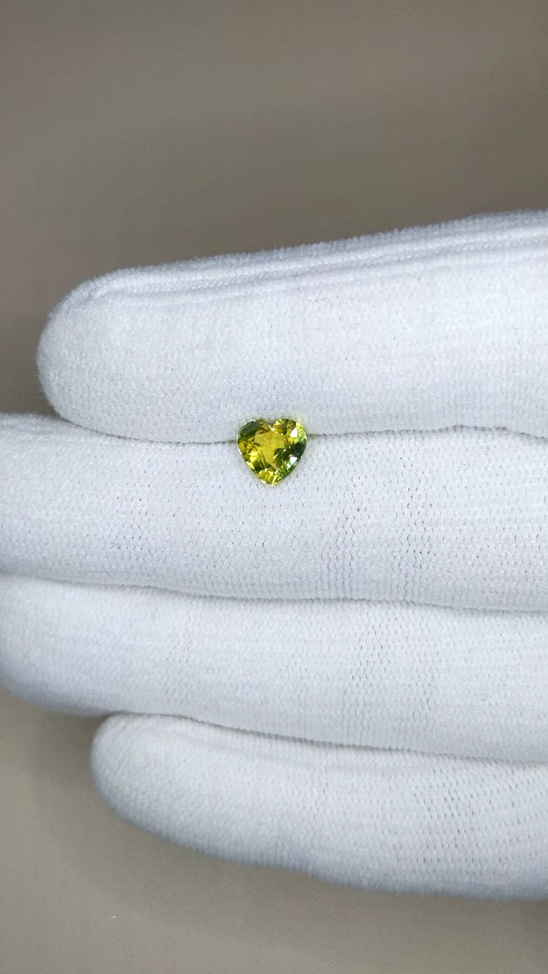 1.07 Ct. Bi Color / Parti Sapphire from Madagascar Size Video