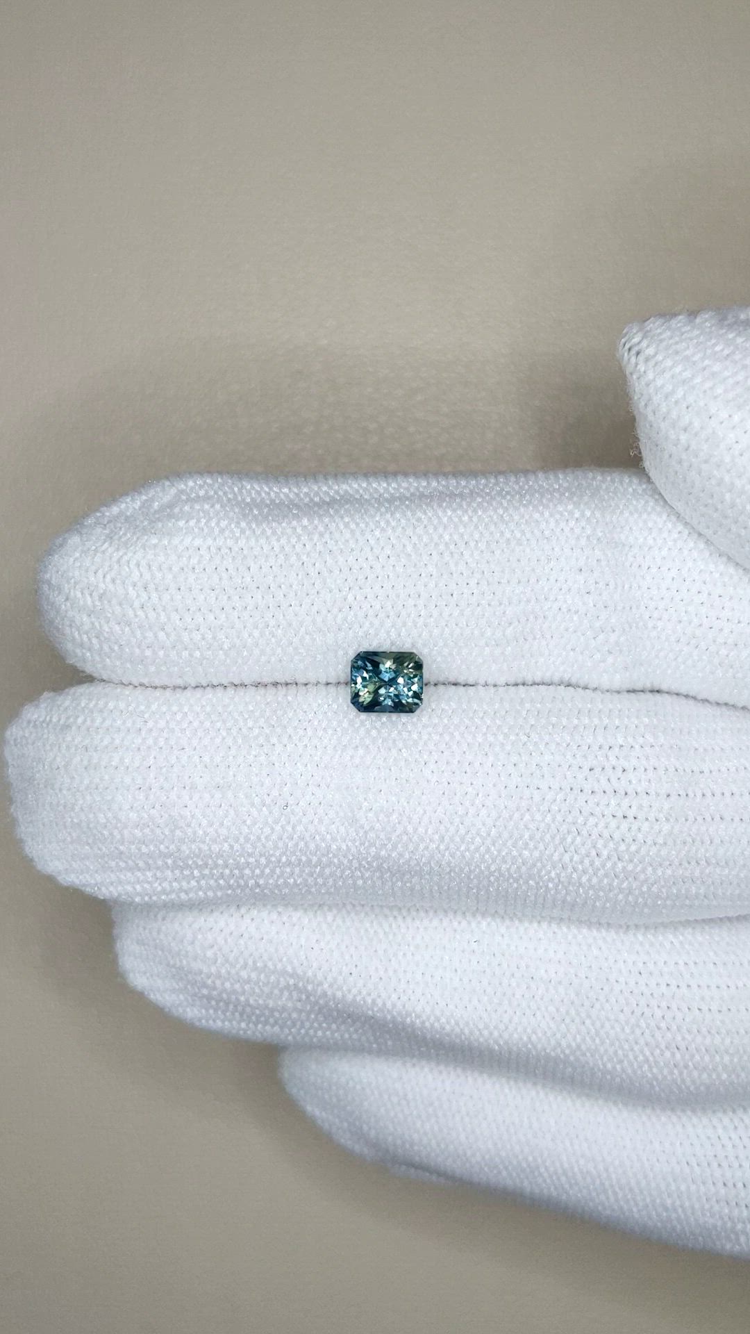 0.90 Ct. Bi Color / Parti Sapphire from Madagascar Size Video