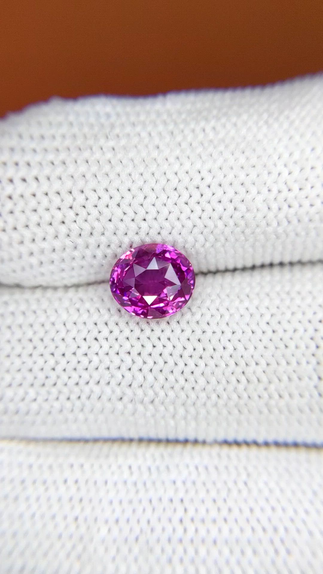 2.07 Ct. Purplish Pink Sapphire from Ceylon (Sri Lanka) Size Video