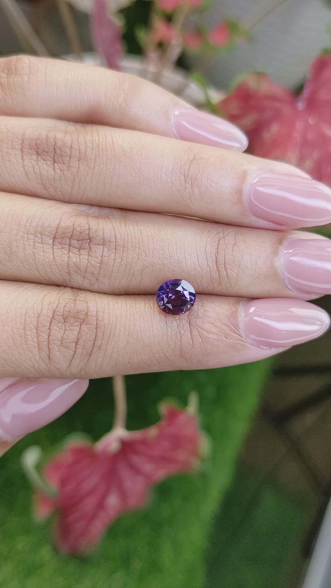 2.10 Ct. Pinkish Purple Sapphire from Ceylon (Sri Lanka) Size Video