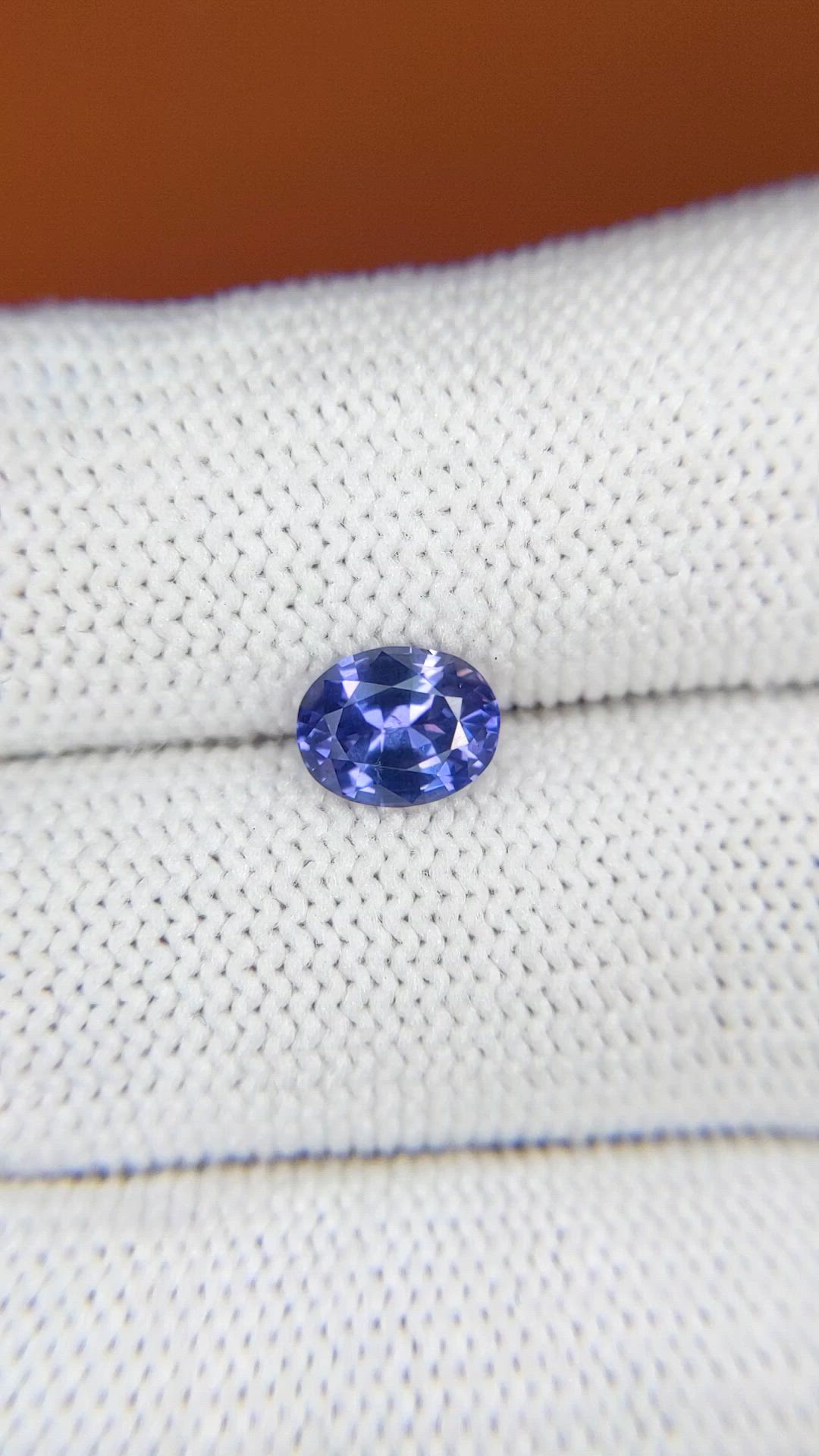 1.34 Ct. Blue Sapphire from Ceylon (Sri Lanka) Size Video