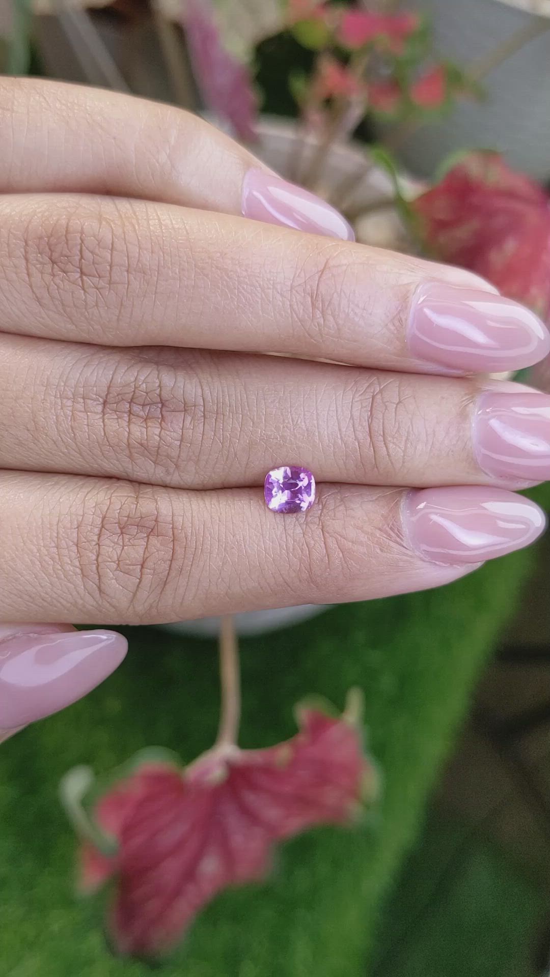 0.83 Ct. Purplish Pink Sapphire from Ceylon (Sri Lanka) Size Video