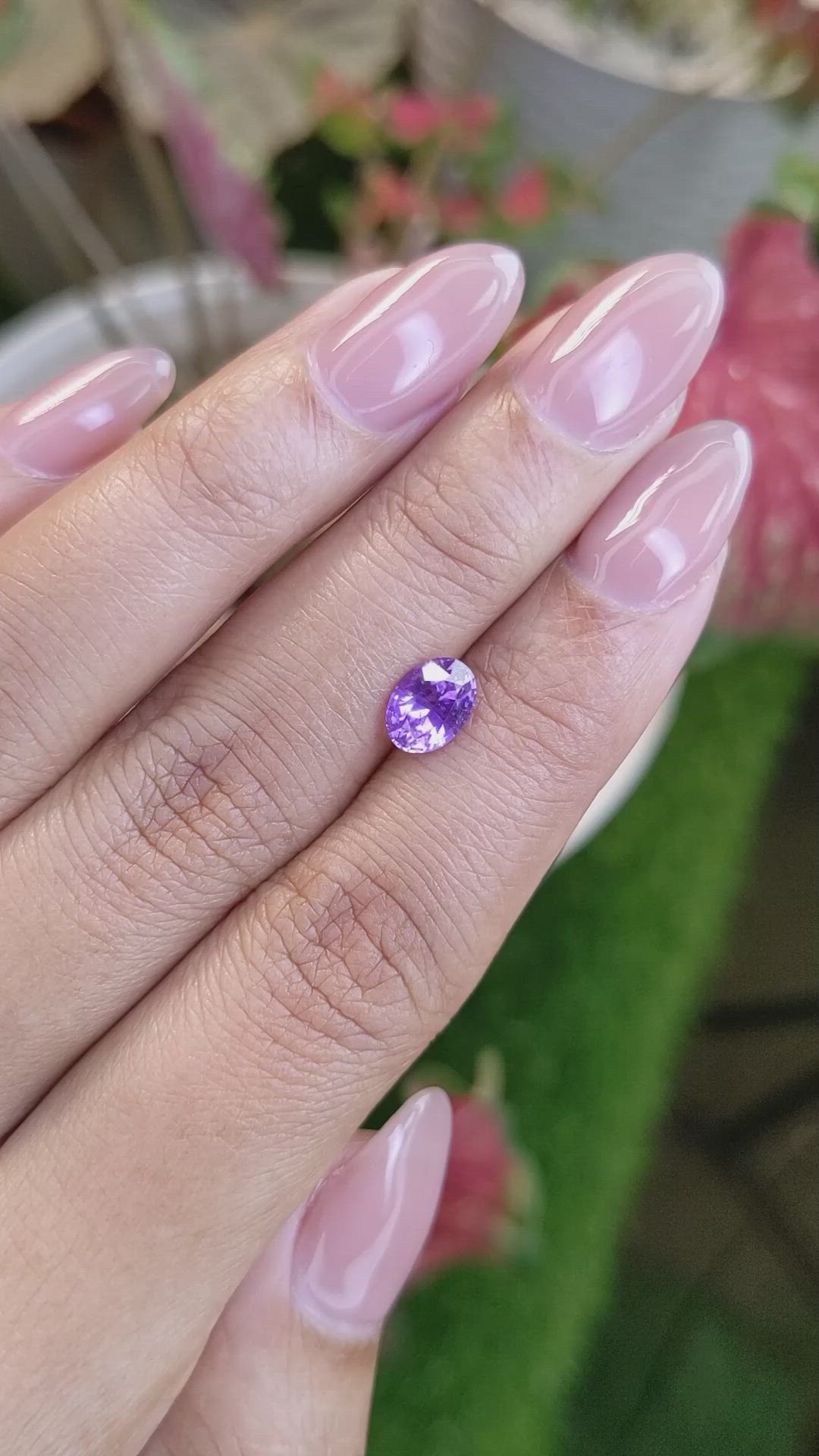 1.27 Ct. Pinkish Purple Sapphire from Ceylon (Sri Lanka) Size Video