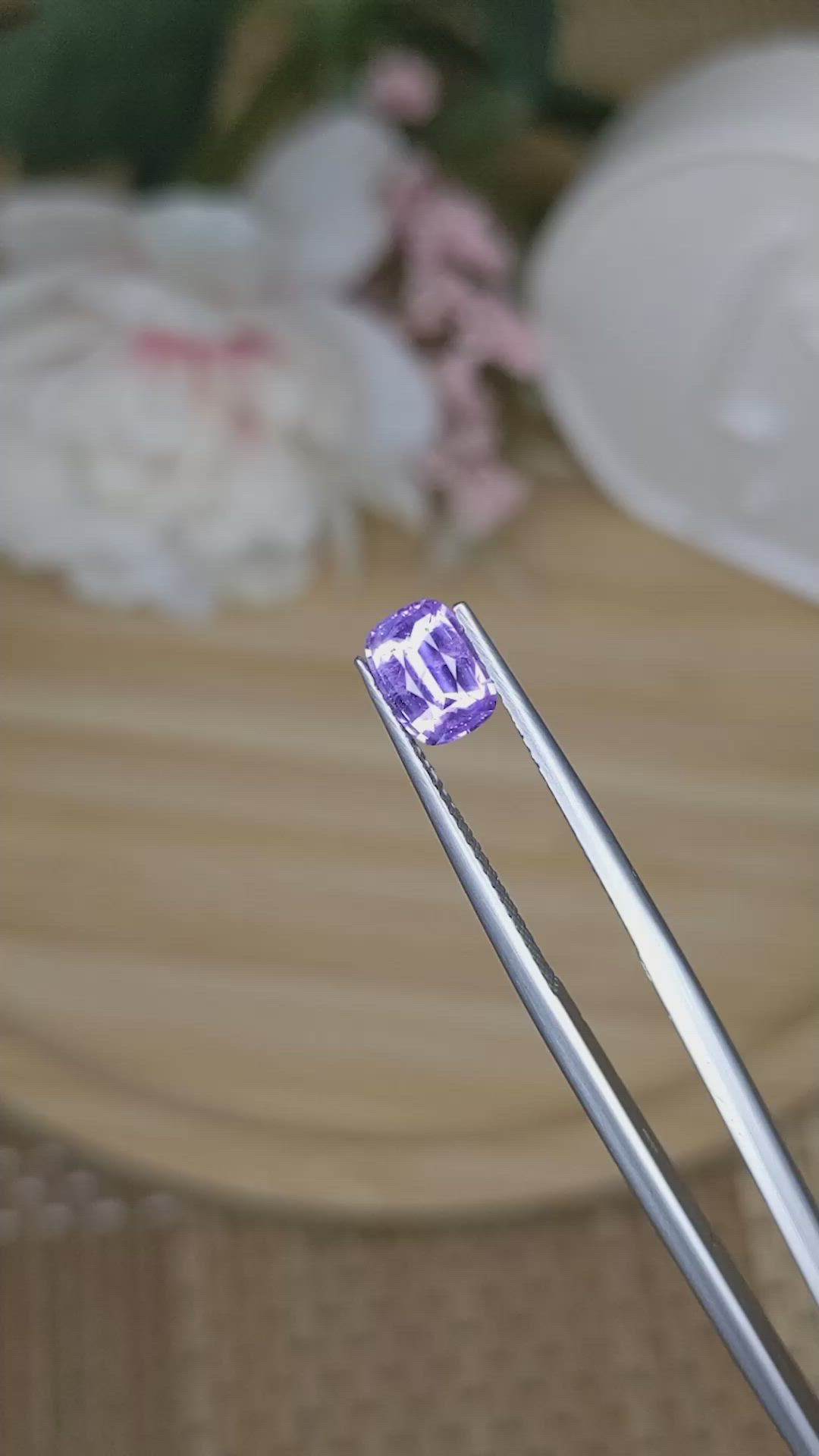 1.19 Ct. Pinkish Purple Sapphire from Ceylon (Sri Lanka) Size Video