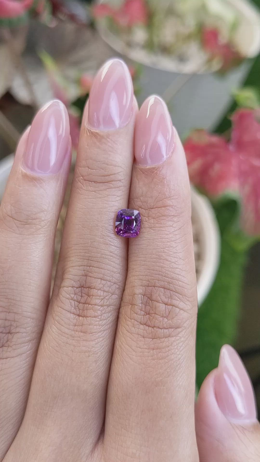 1.27 Ct. Pinkish Purple Sapphire from Ceylon (Sri Lanka) Size Video