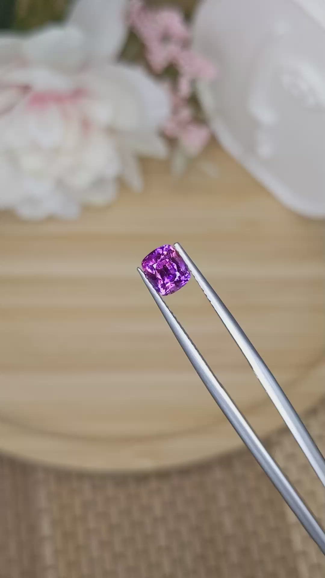1.27 Ct. Pinkish Purple Sapphire from Ceylon (Sri Lanka) Size Video